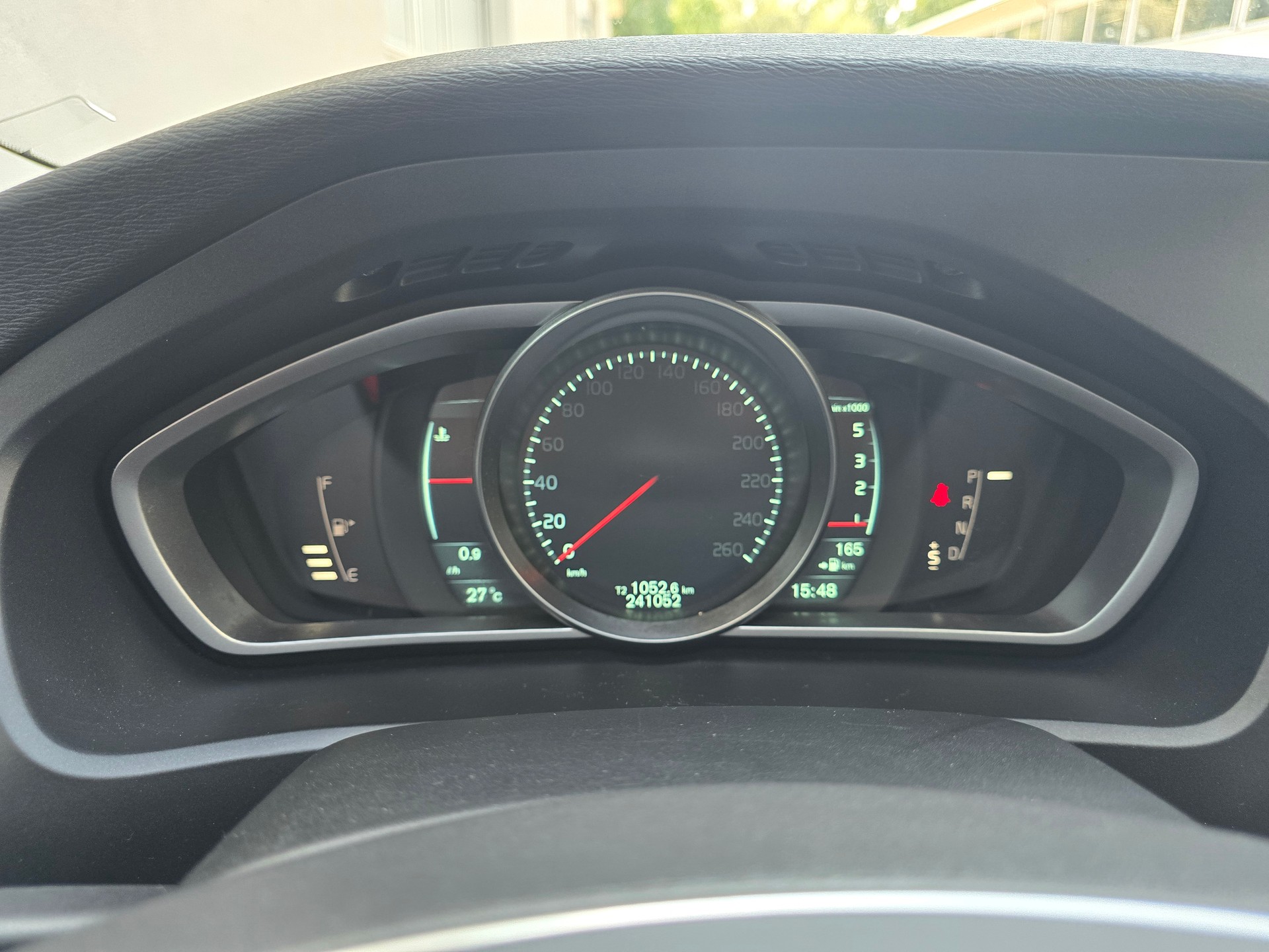 VOLVO V40 D3 Geartronic-image-15