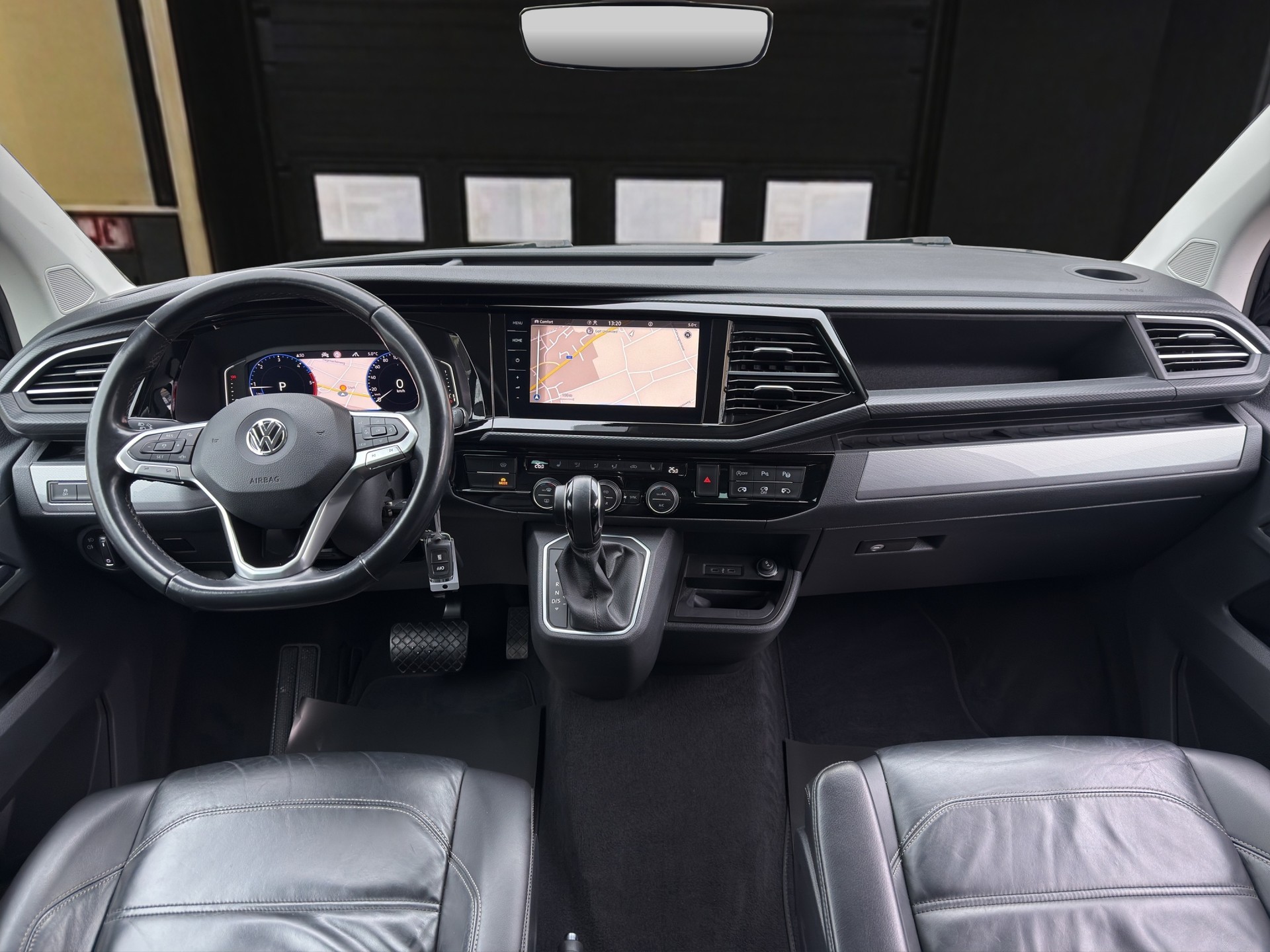 VW T6.1 Multivan 2.0 TDI 199 Highline DSG 4m-image-10