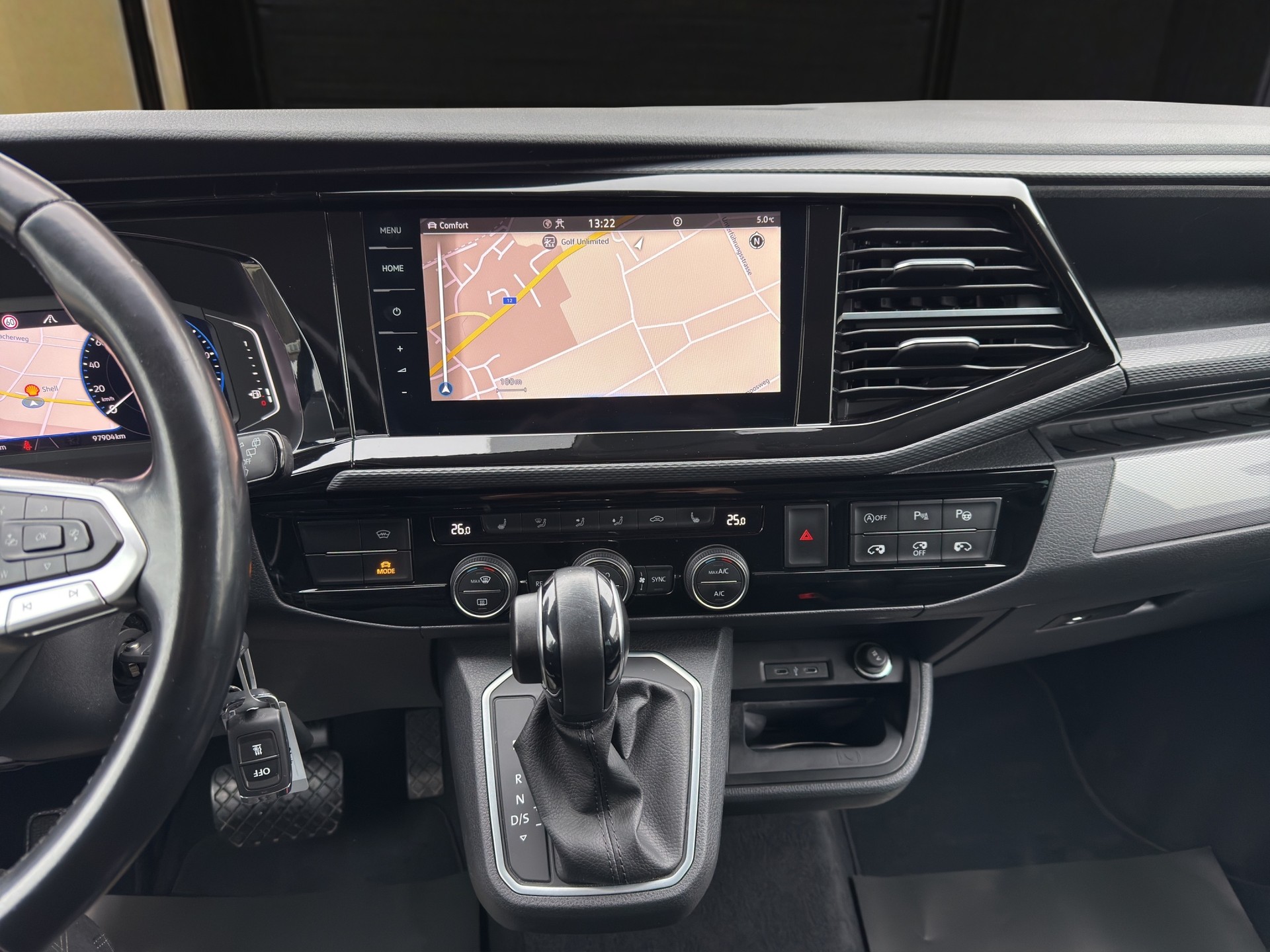 VW T6.1 Multivan 2.0 TDI 199 Highline DSG 4m-image-15