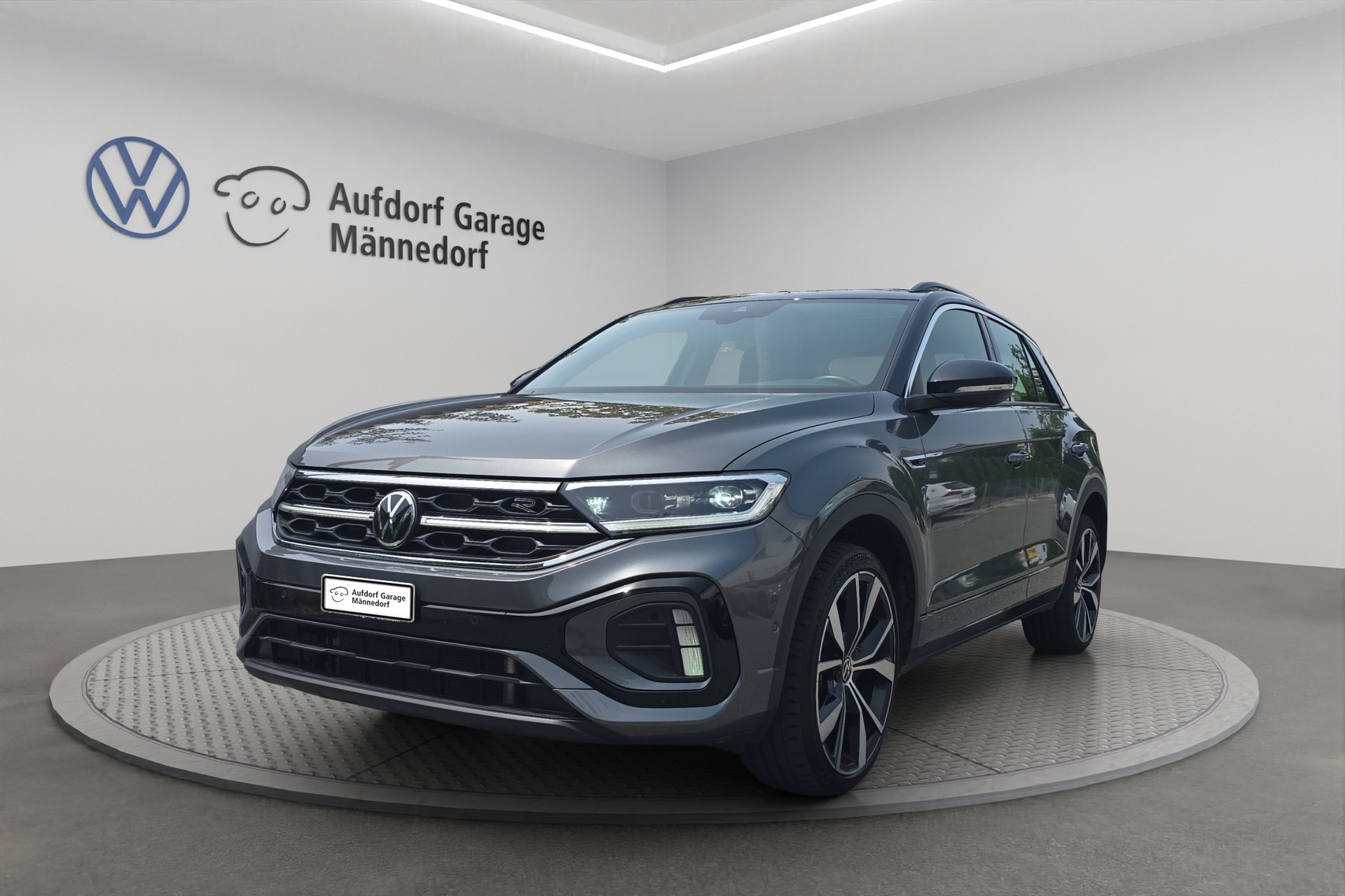 VW T-Roc 2.0 TSI R-Line DSG 4Motion-image-0