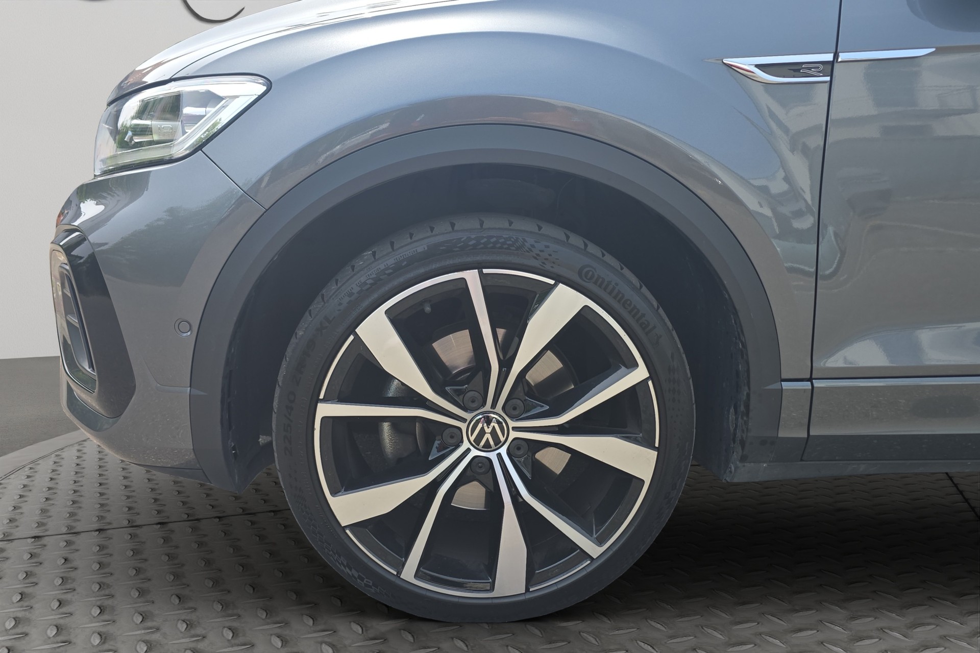 VW T-Roc 2.0 TSI R-Line DSG 4Motion-image-11