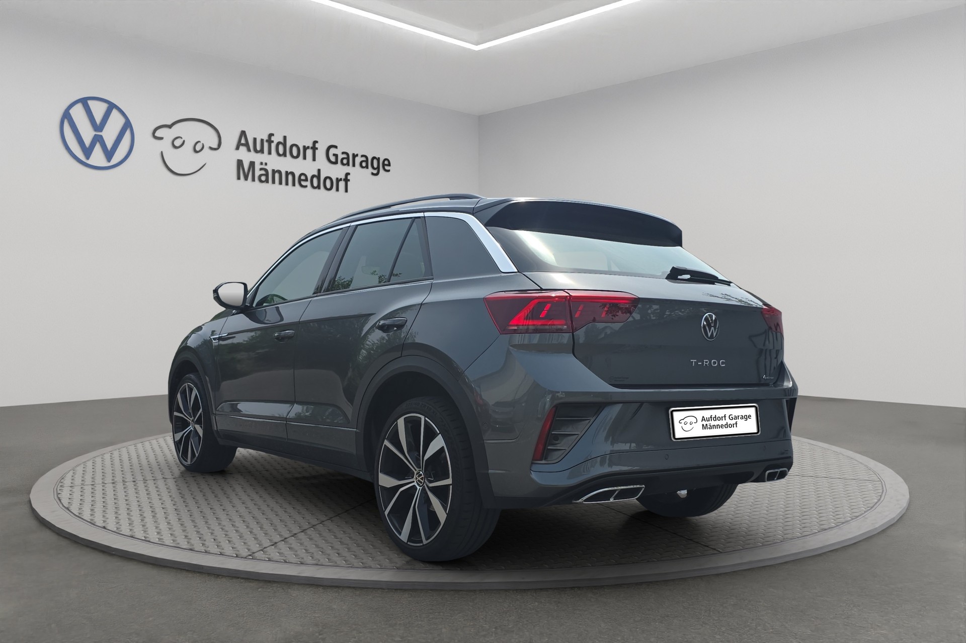 VW T-Roc 2.0 TSI R-Line DSG 4Motion-image-3