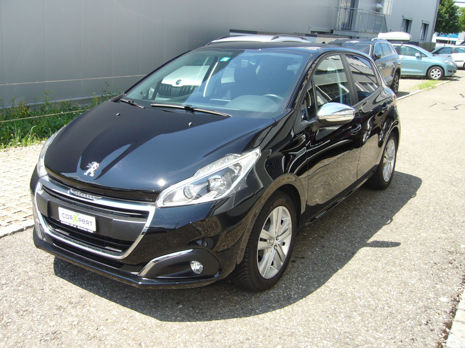 PEUGEOT 208 1.2 PureTech Style