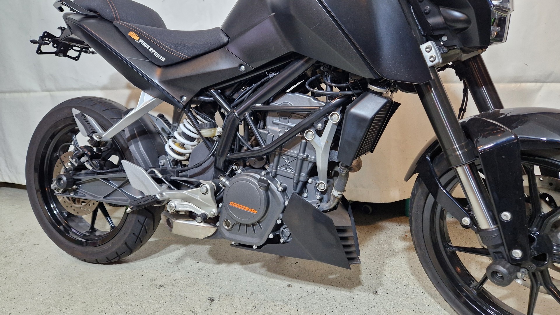 KTM 200 Duke, ABS-image-10