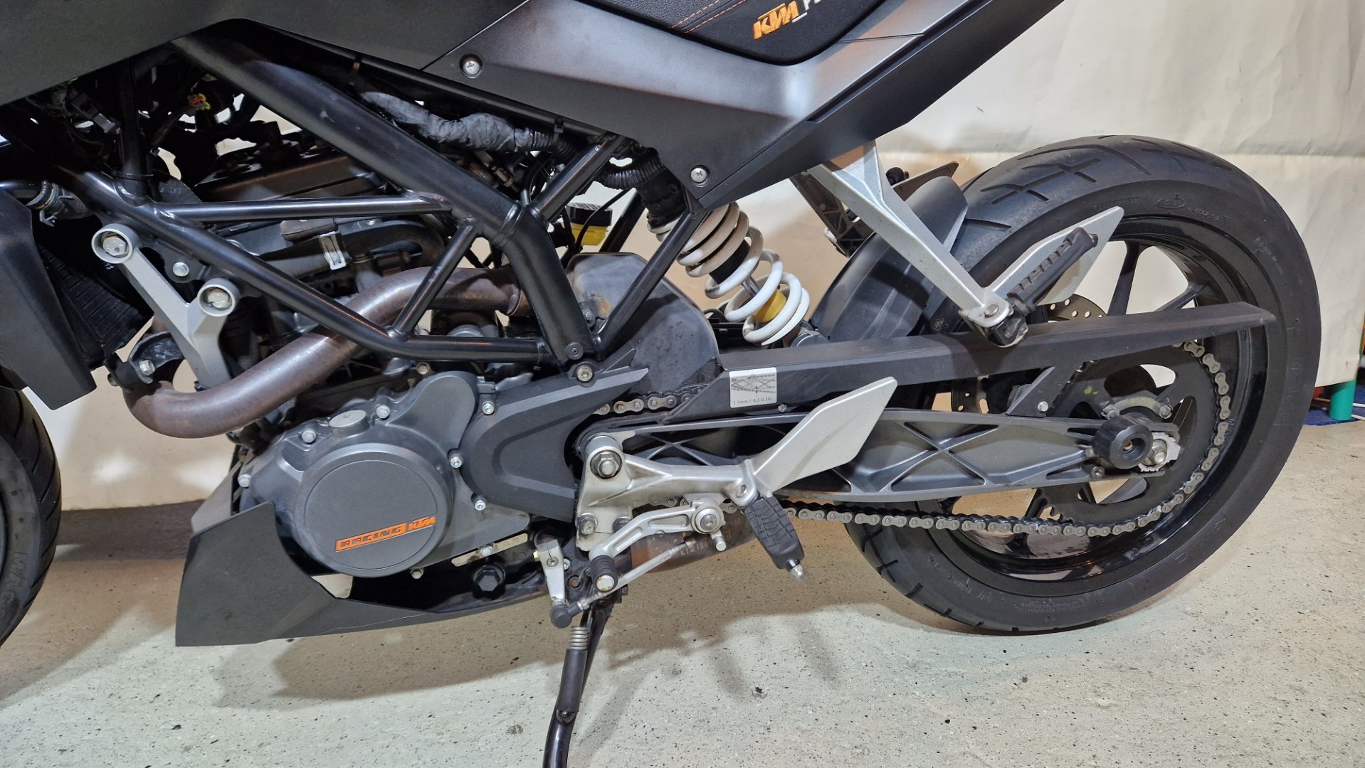 KTM 200 Duke, ABS-image-4