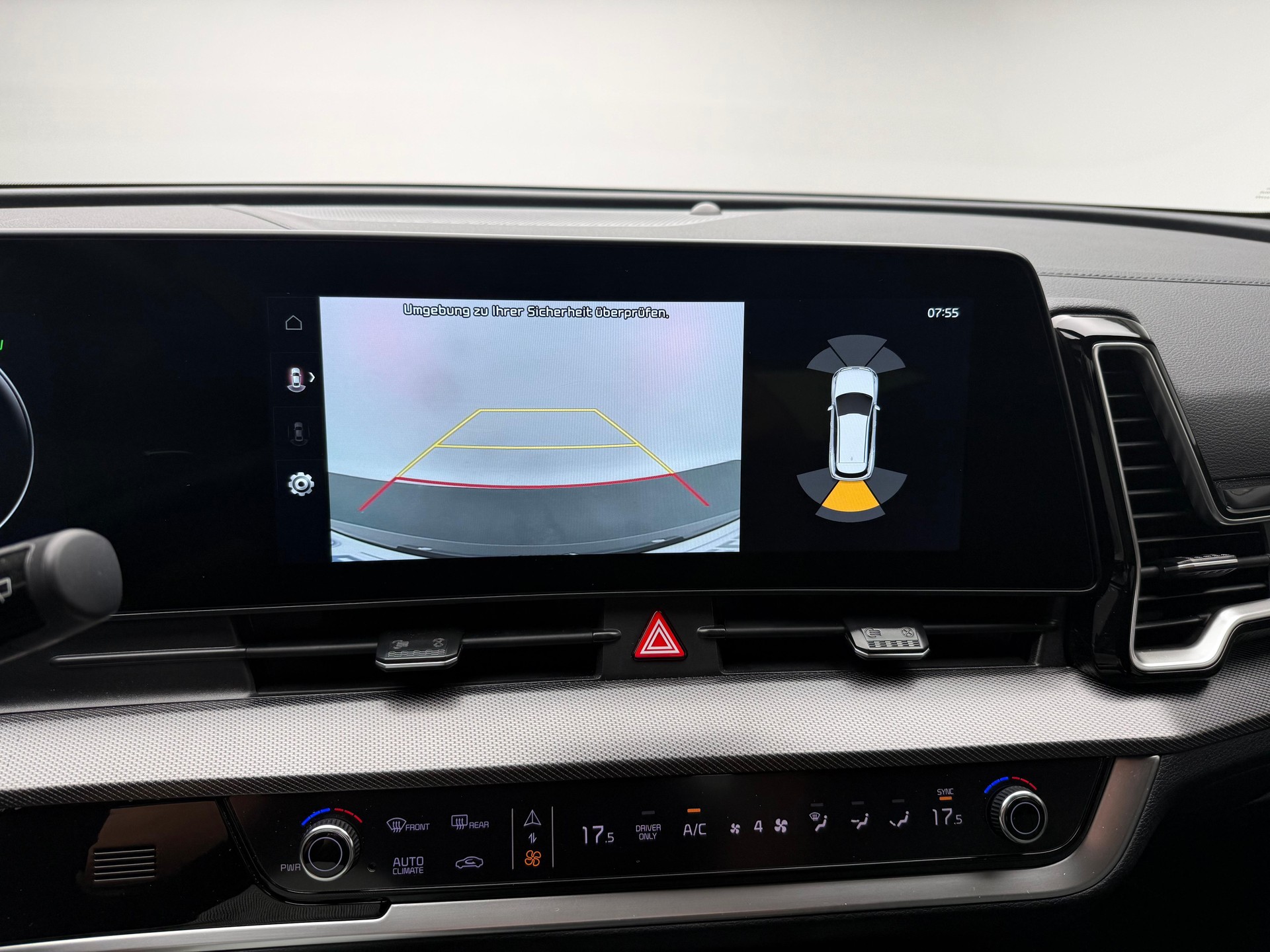 KIA Sportage 1.6 T-GDi PHEV Power Edition-image-12