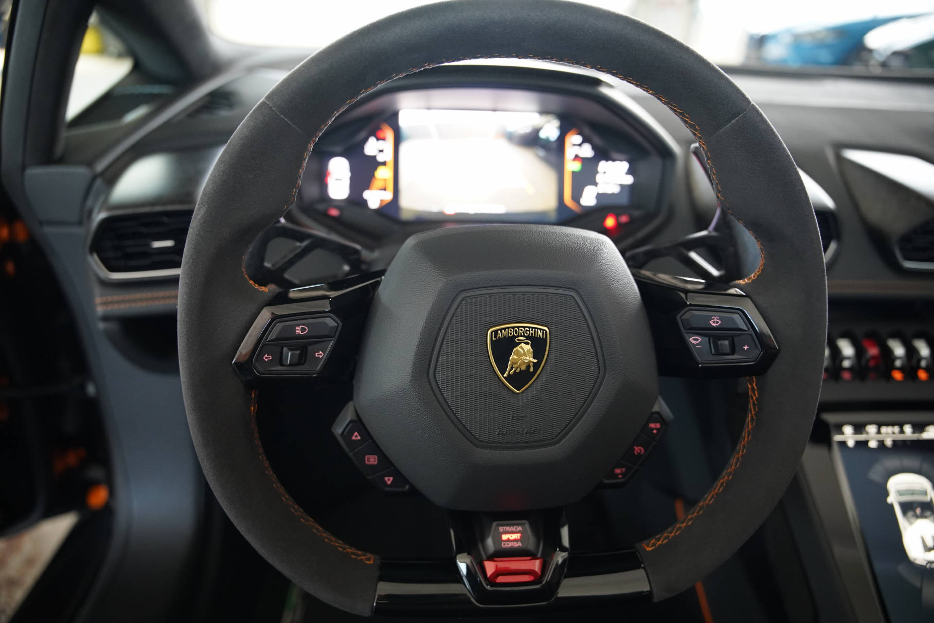 LAMBORGHINI Huracan EVO Spyder DCT-image-11