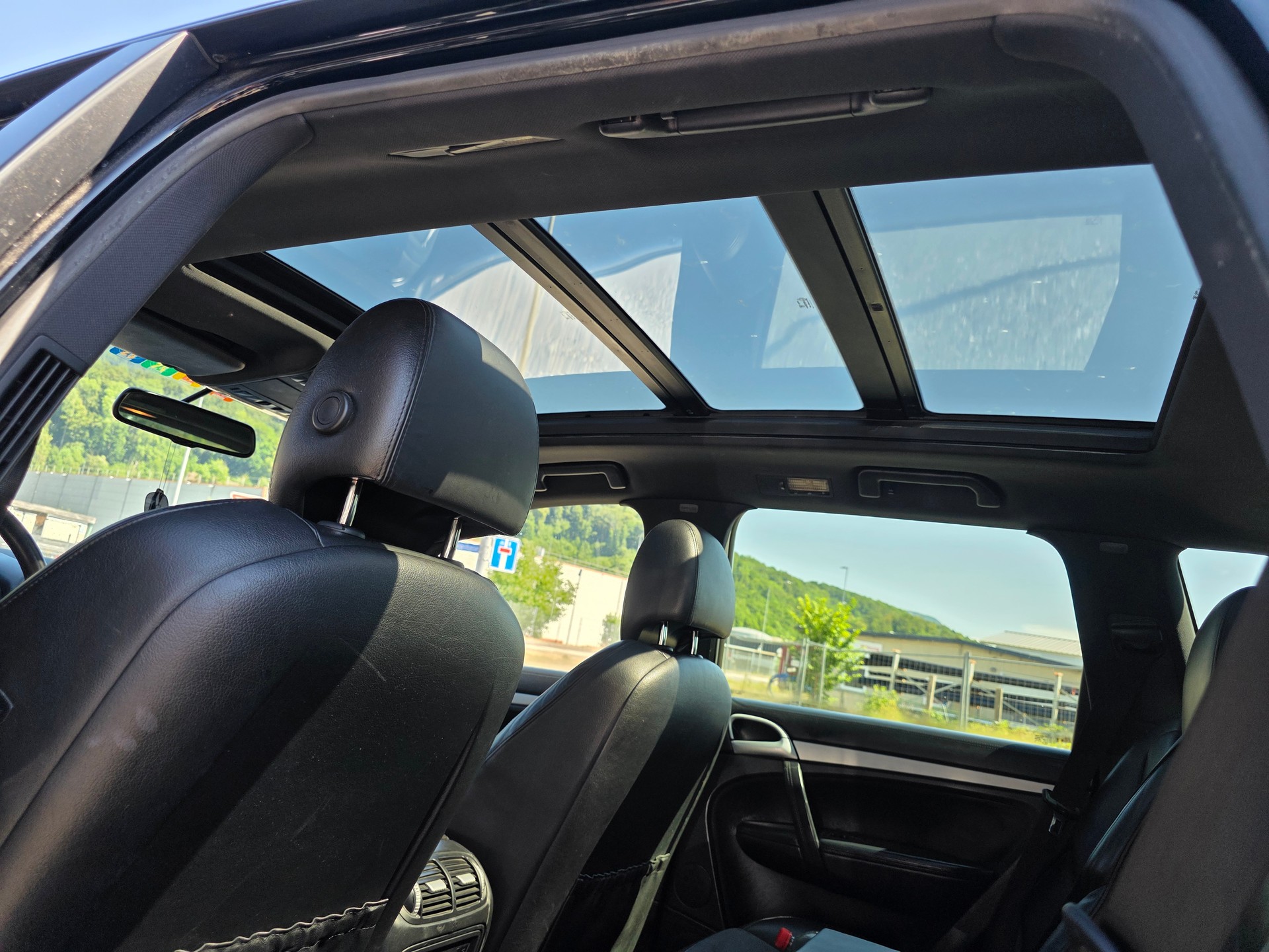 PORSCHE Cayenne Diesel-image-8
