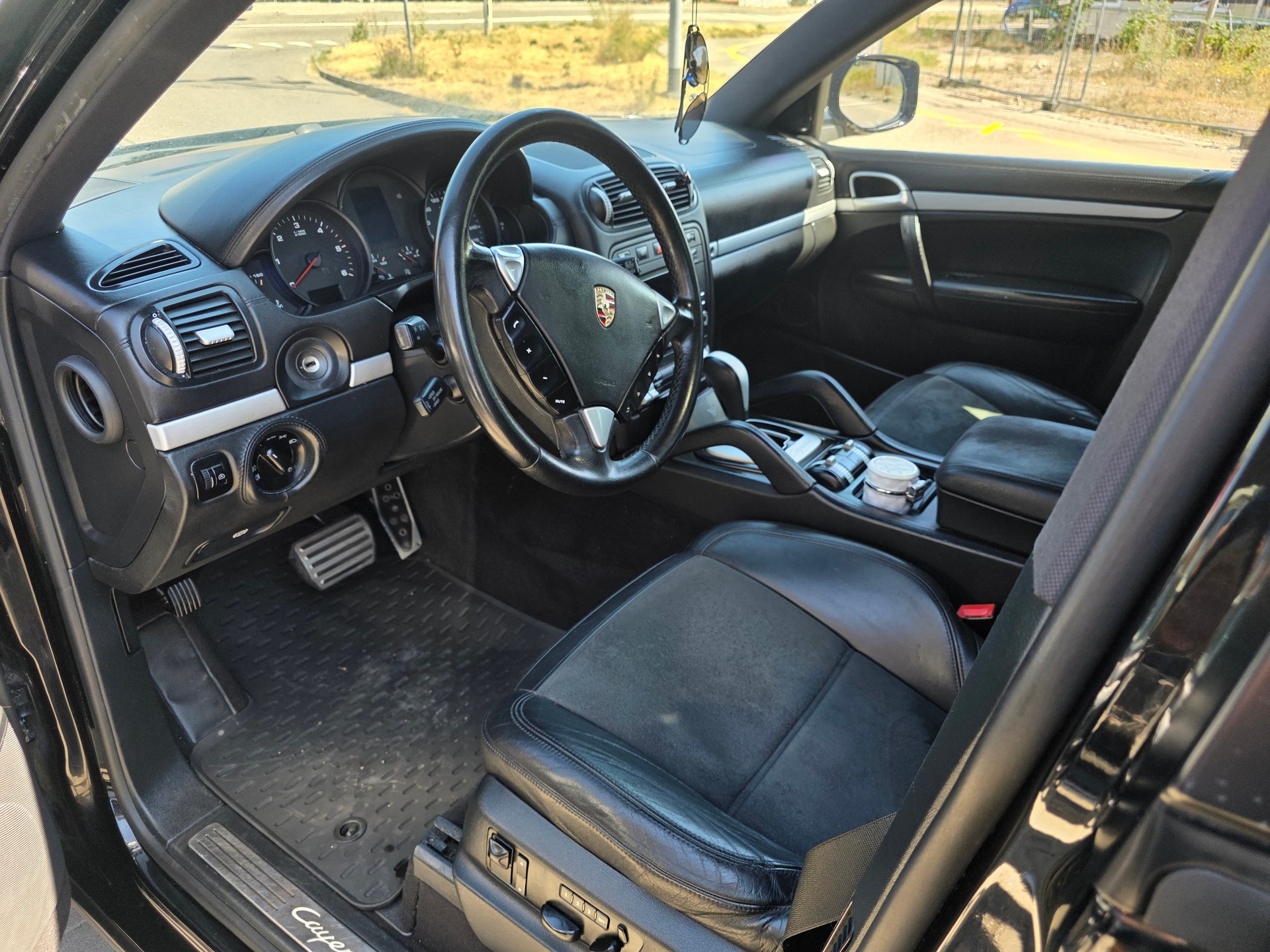 PORSCHE Cayenne Diesel-image-4