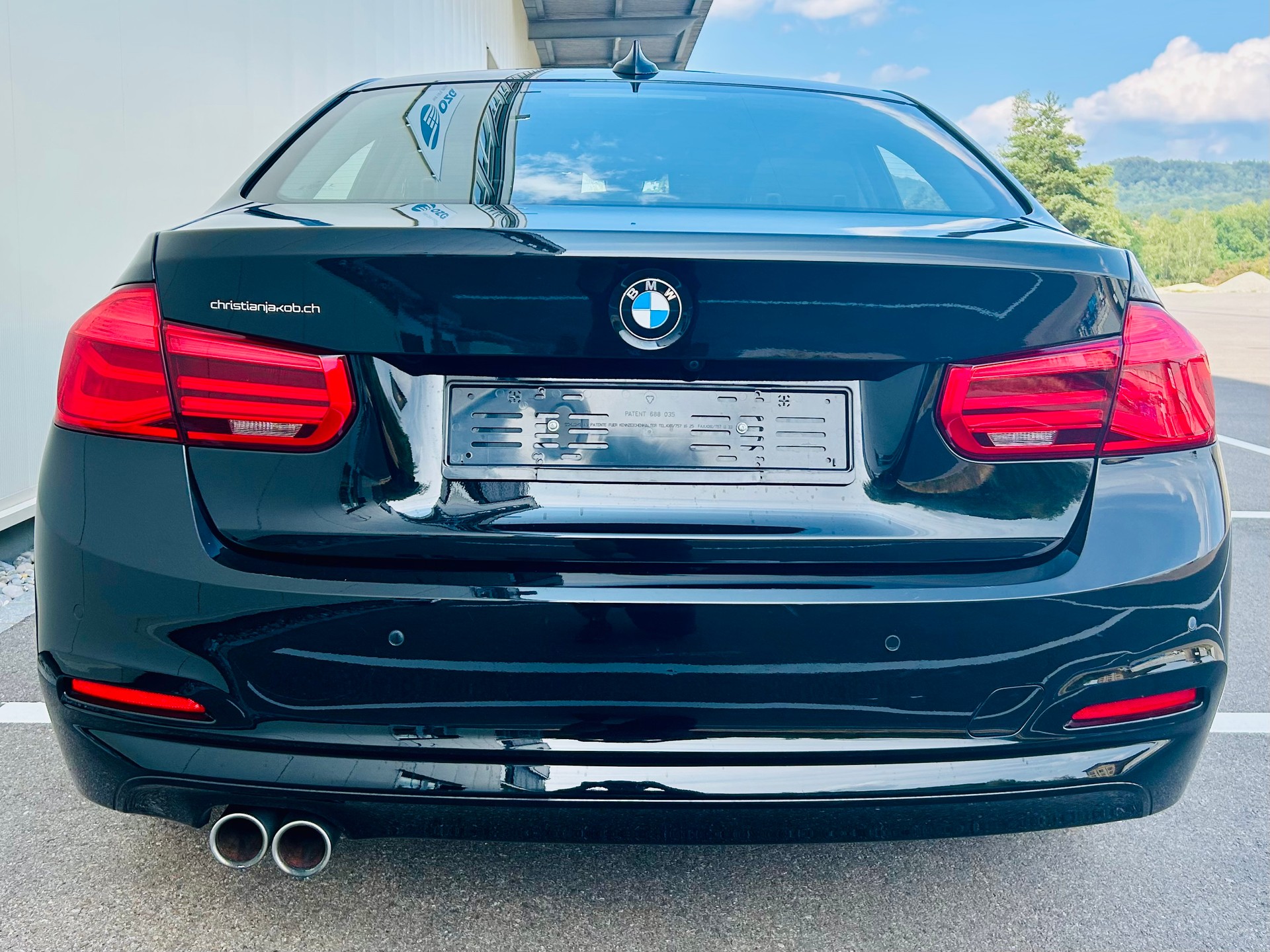 BMW 320d xDrive Steptronic-image-13