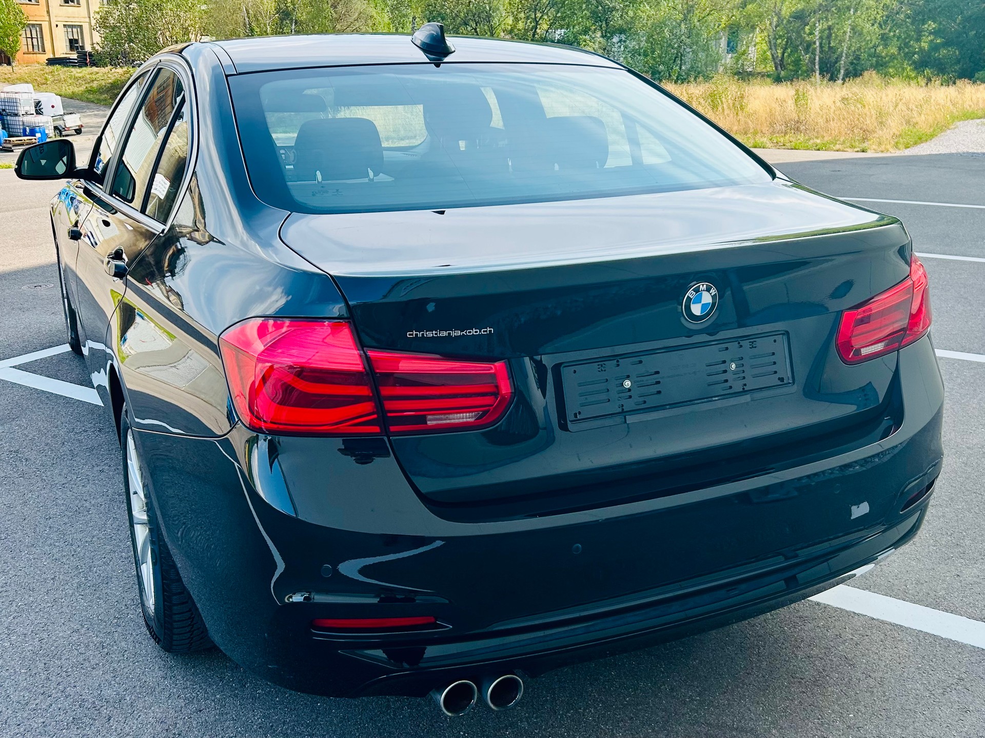BMW 320d xDrive Steptronic-image-8