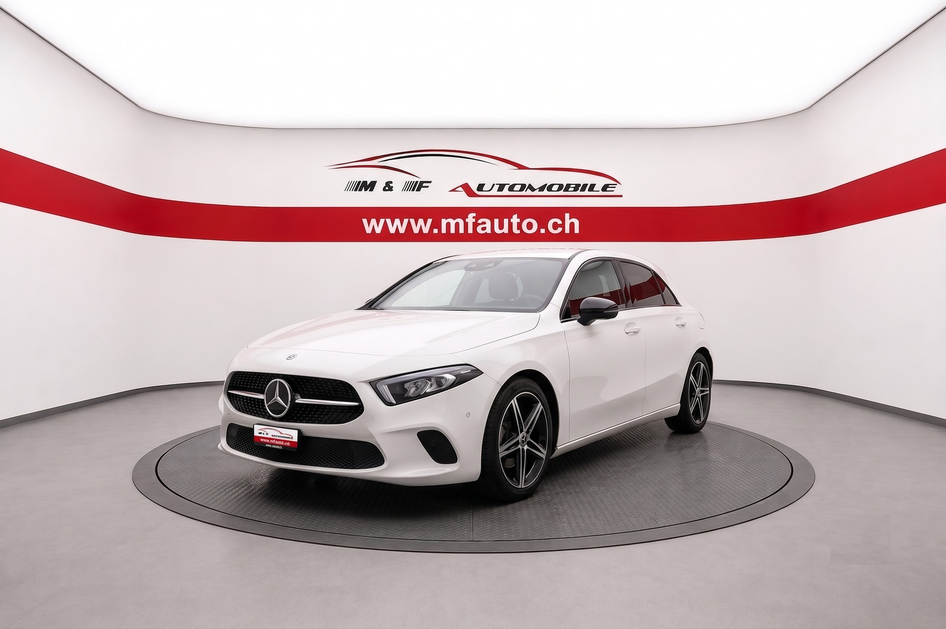 MERCEDES-BENZ A 180 Night Star
