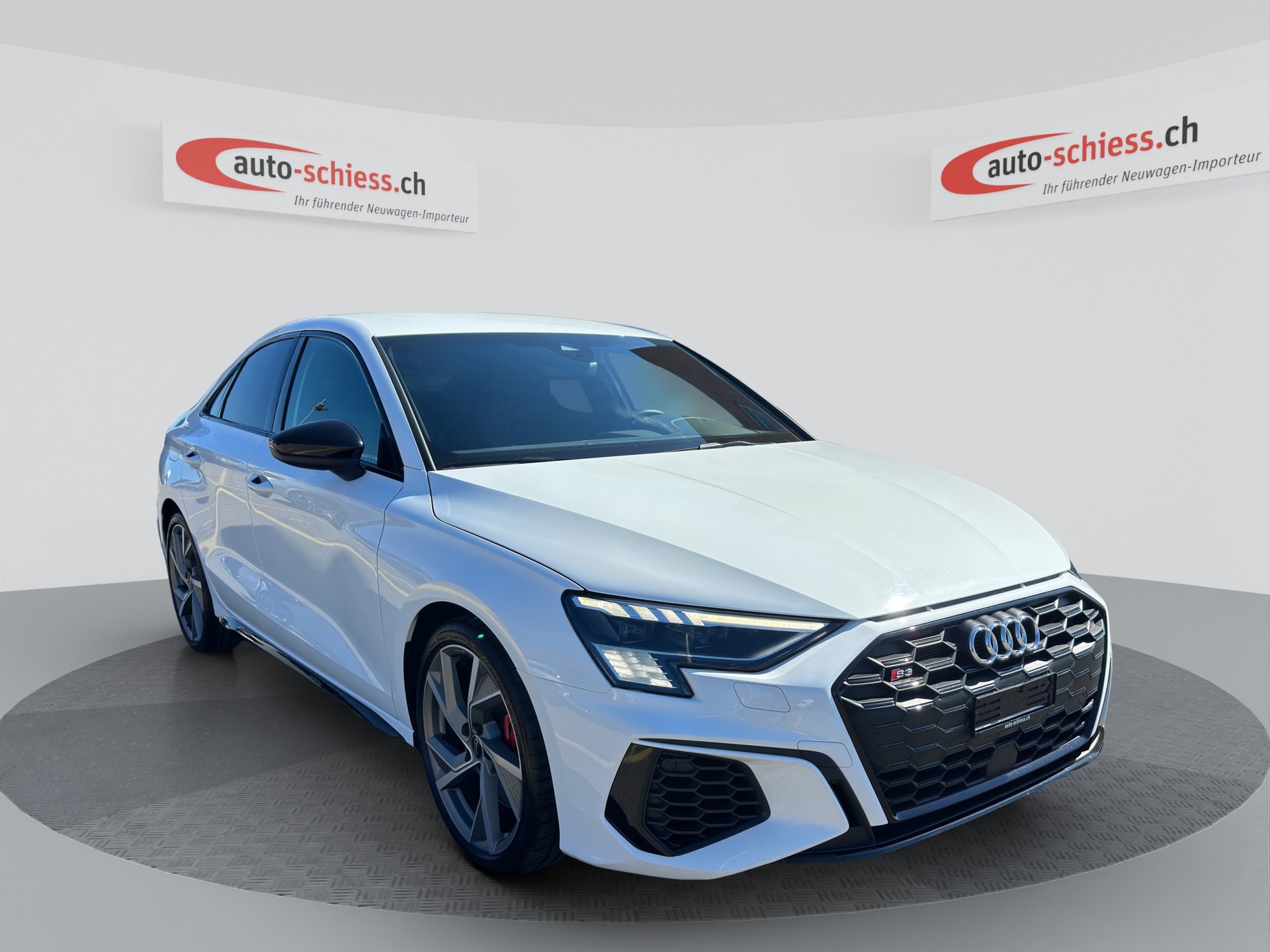 AUDI S3 Limousine 2.0 TFSI quattro S-tronic Black Edition-image-0