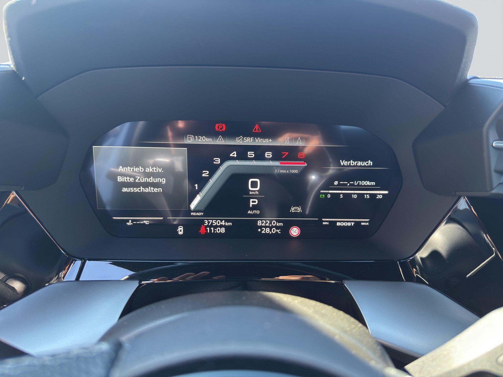 AUDI S3 Limousine 2.0 TFSI quattro S-tronic Black Edition-image-11