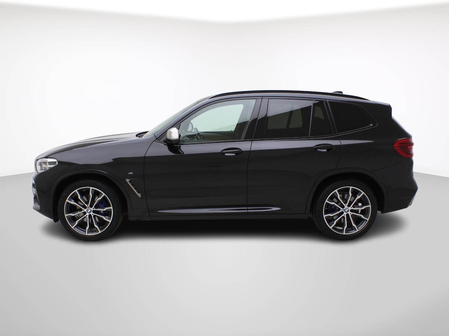 BMW X3 M40i-image-2