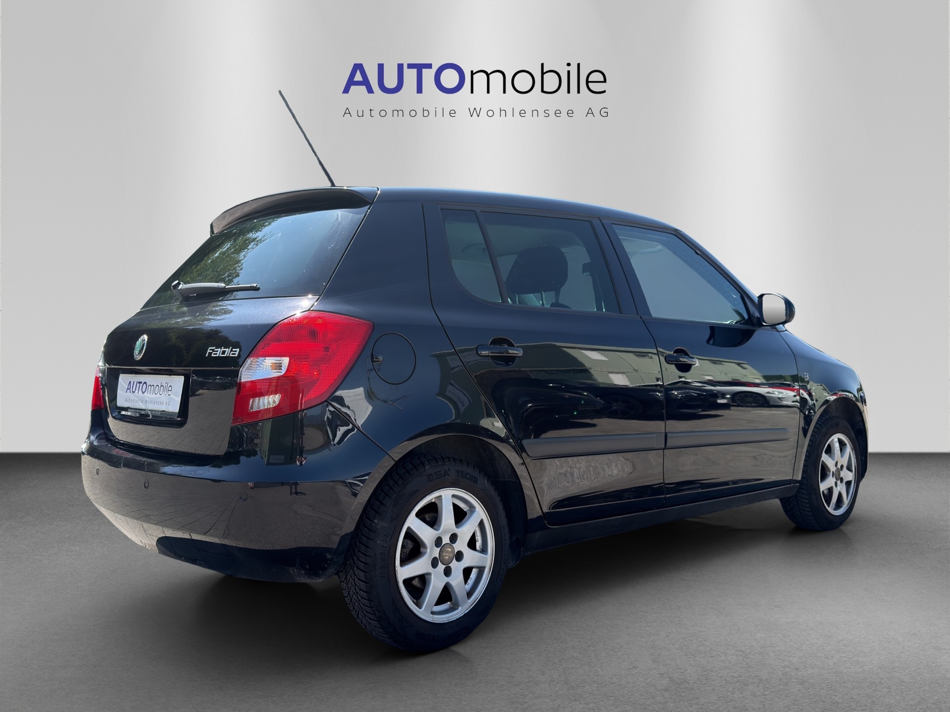 SKODA Fabia 1.4 Smile-image-4