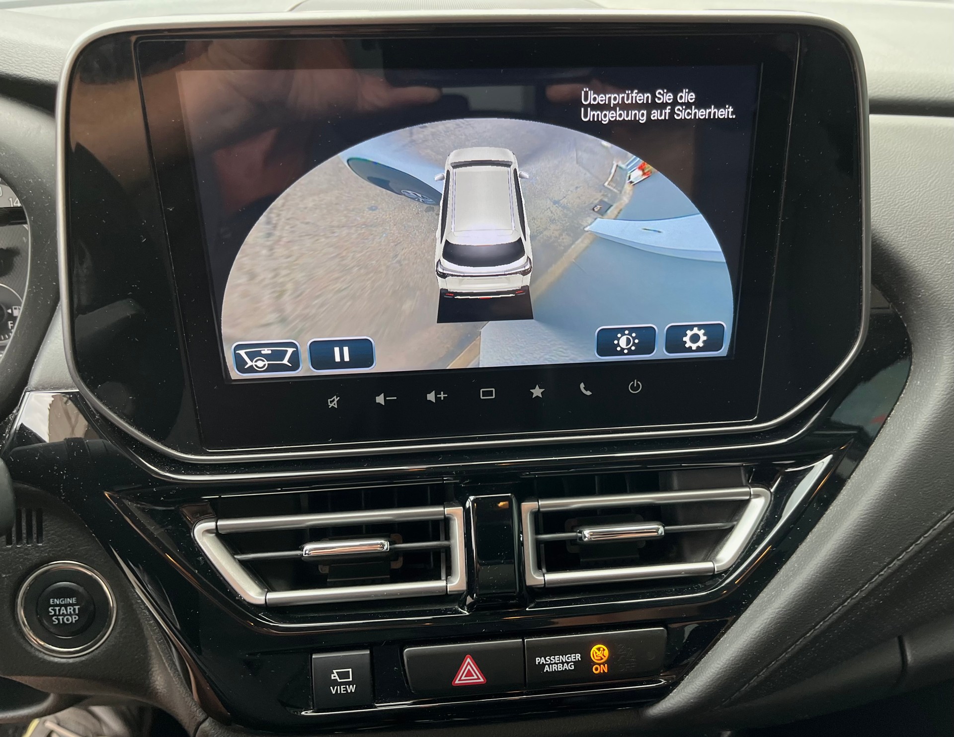 SUZUKI SX4 S-Cross 1.4 16V Compact Top Hybrid 4WD-image-11
