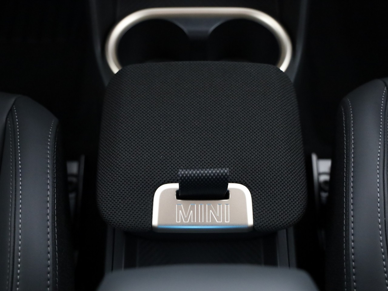 MINI Countryman C-image-19