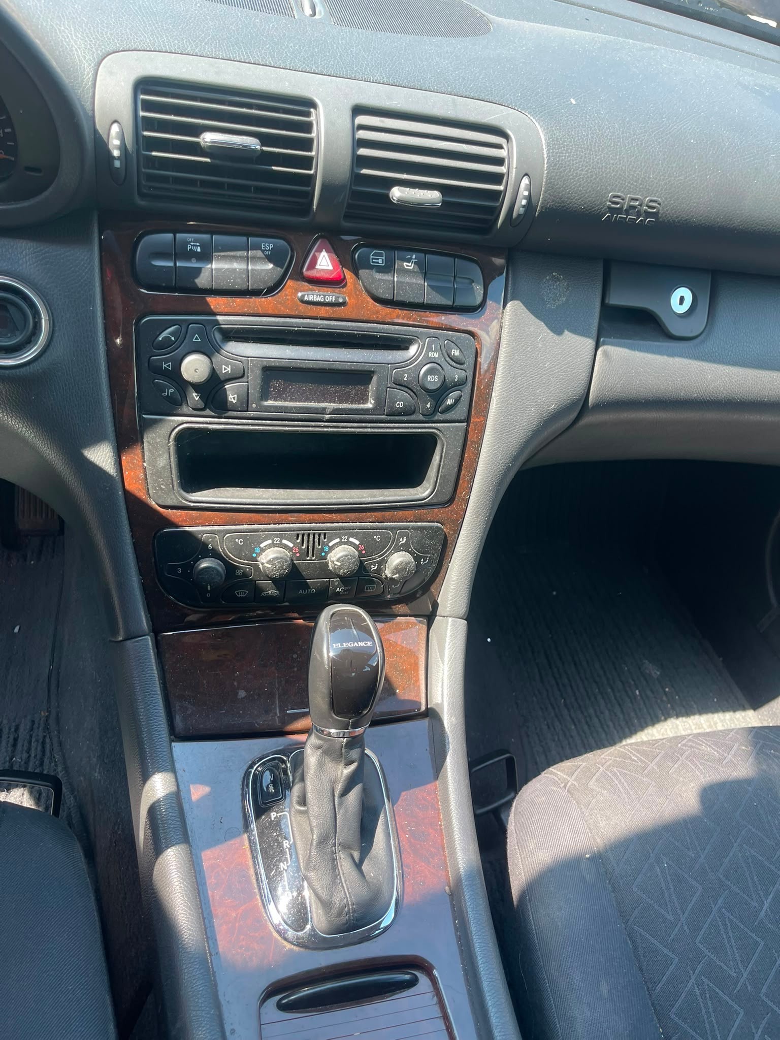 MERCEDES-BENZ C 240 Elégance 4Matic Automatic-image-3