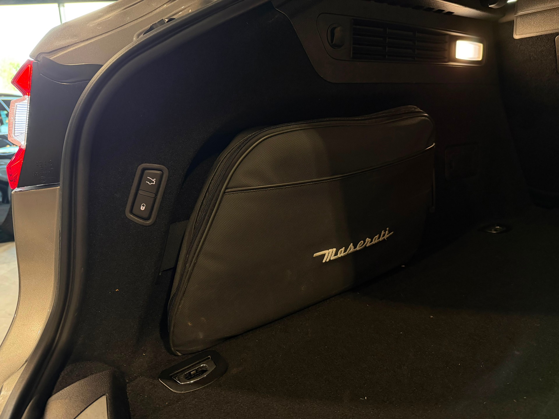 MASERATI Levante D 3.0 V6 Automatica-image-6