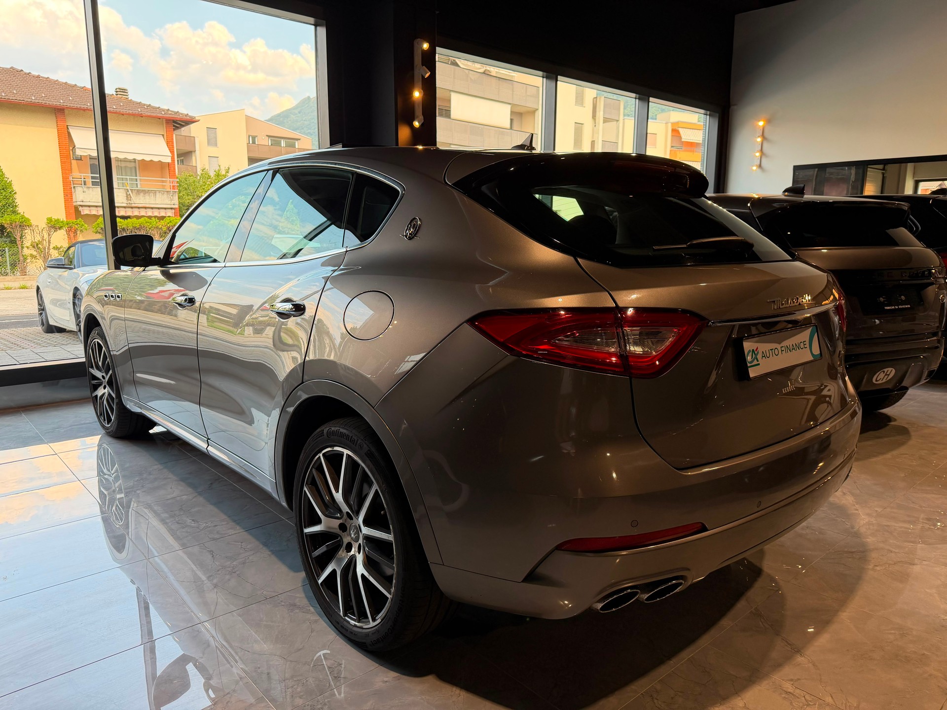 MASERATI Levante D 3.0 V6 Automatica-image-2