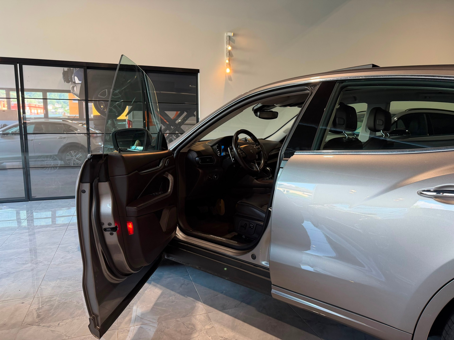 MASERATI Levante D 3.0 V6 Automatica-image-8