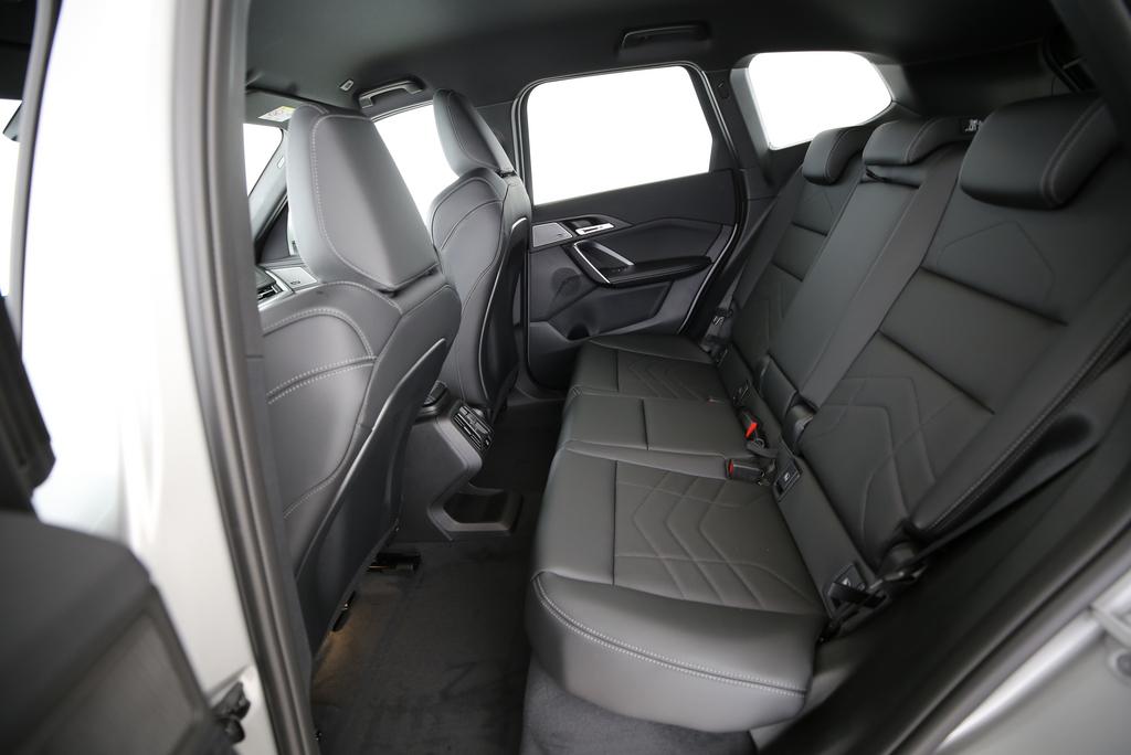 BMW X1 25e xDrive-image-4