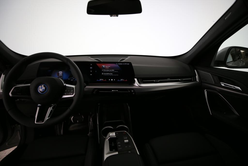 BMW X1 25e xDrive-image-5