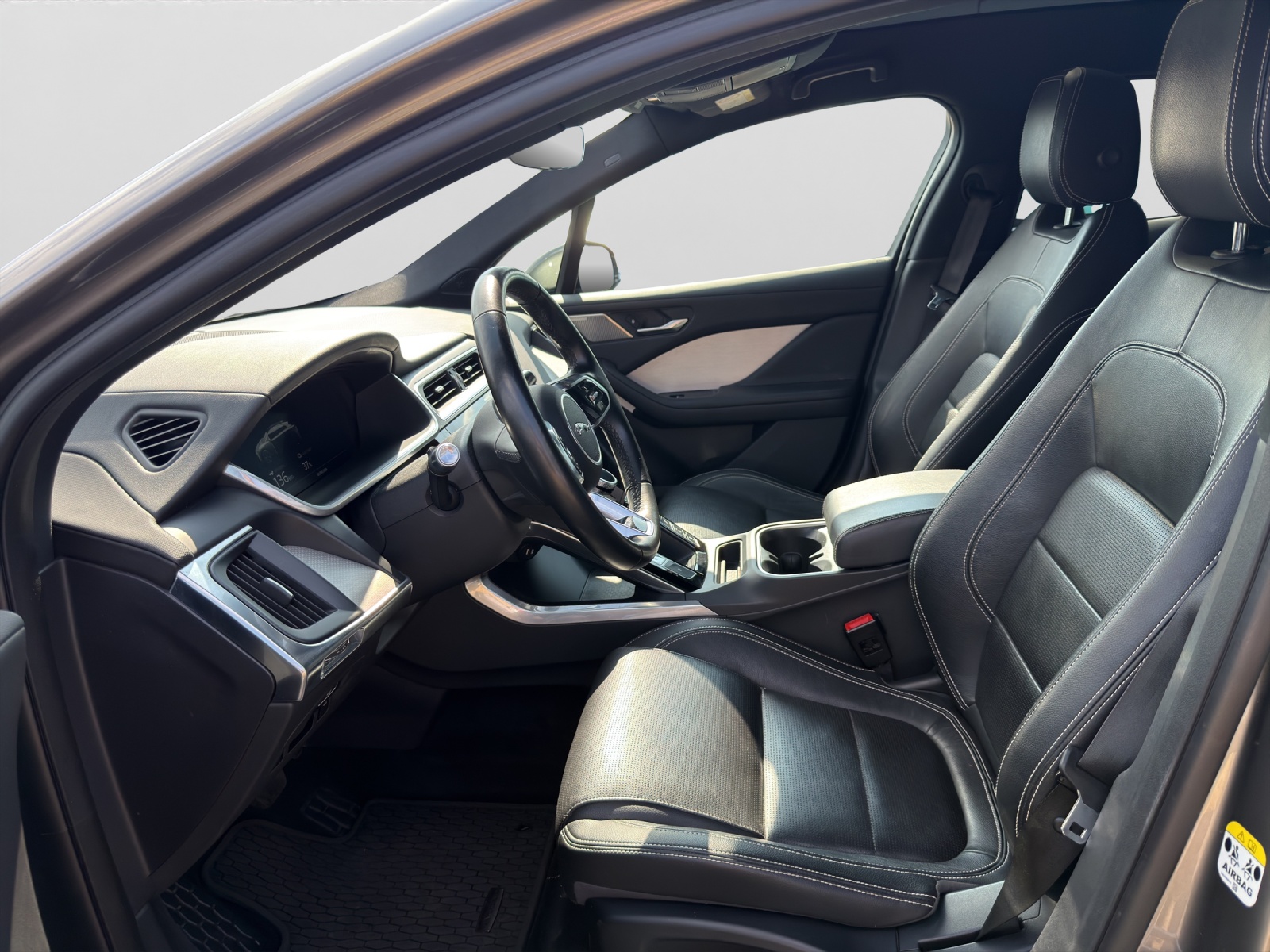 JAGUAR I-Pace EV400 SE AWD-image-8