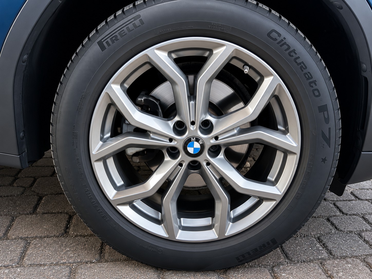 BMW X3 20d xDrive X-Line * CH FAHRZEUG *-image-28