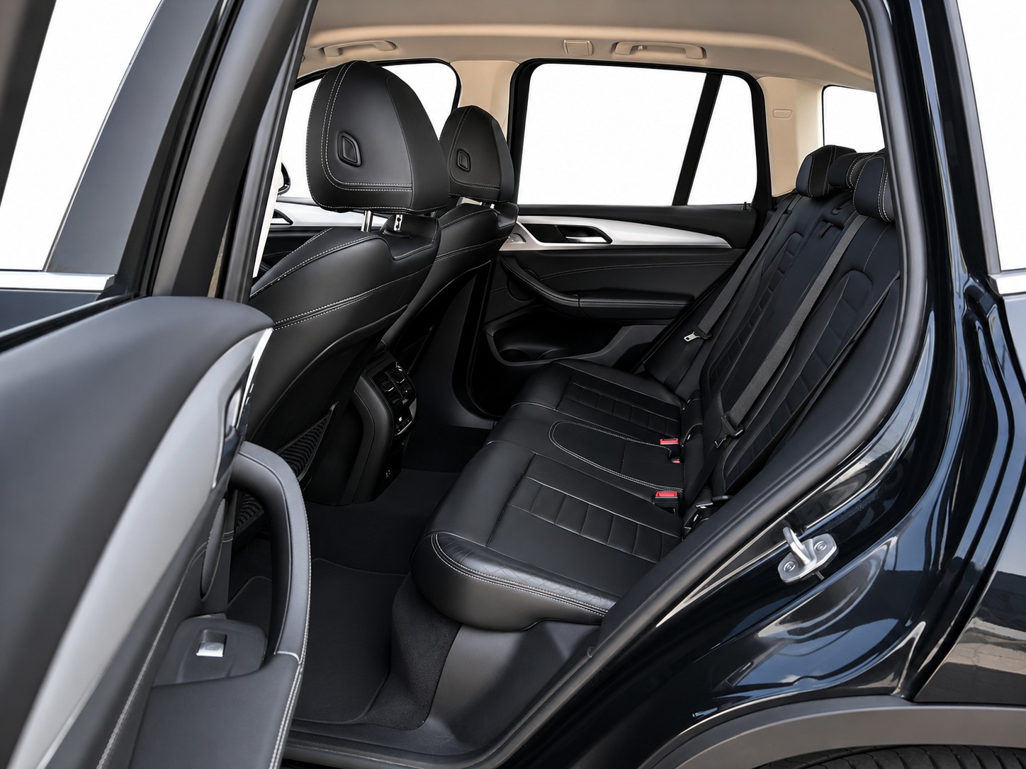 BMW X3 20d xDrive X-Line * CH FAHRZEUG *-image-11