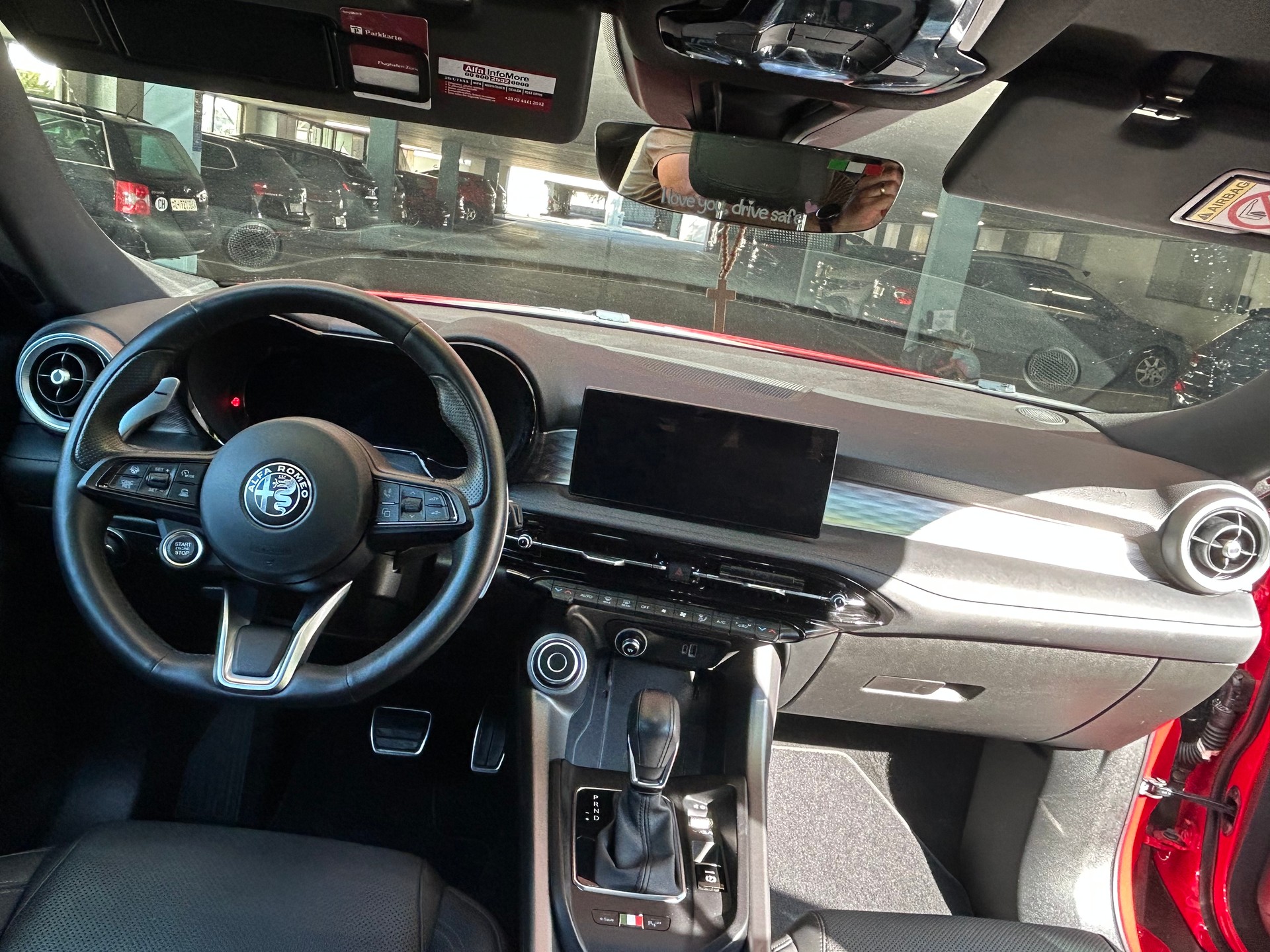 ALFA ROMEO 1.3 Plug-in Hybrid Veloce Q4-image-4