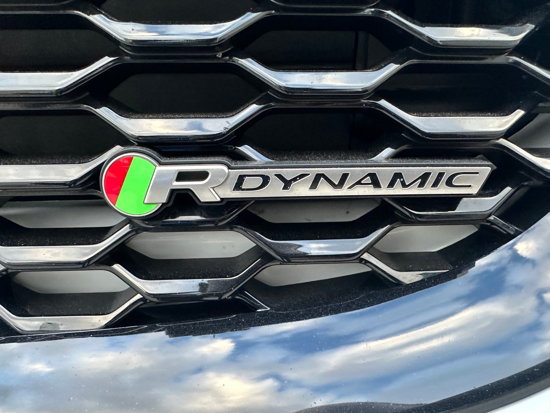 JAGUAR E-Pace 2.0d D240 HSE AWD Automatik-image-4