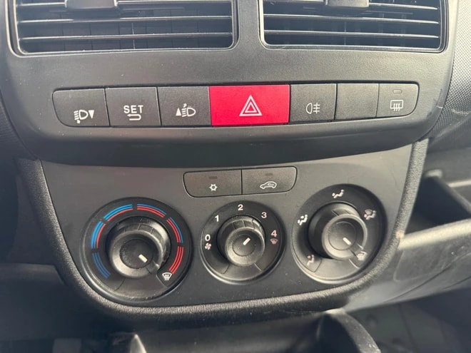 OPEL Combo 1.3 CDTI 2.4 L1H1-image-13