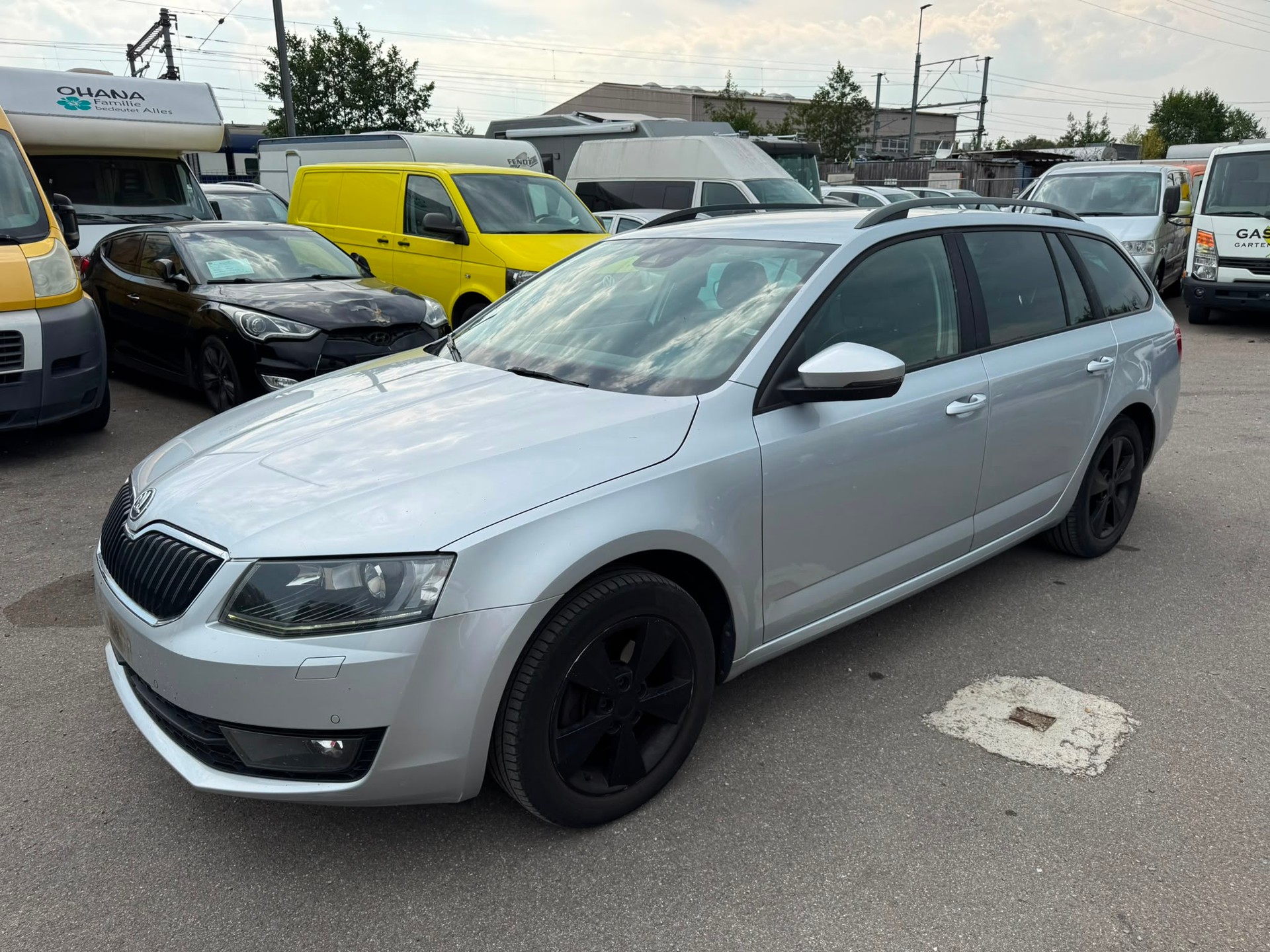 SKODA Octavia Combi 2.0 TDI Ambition 4x4-image-1