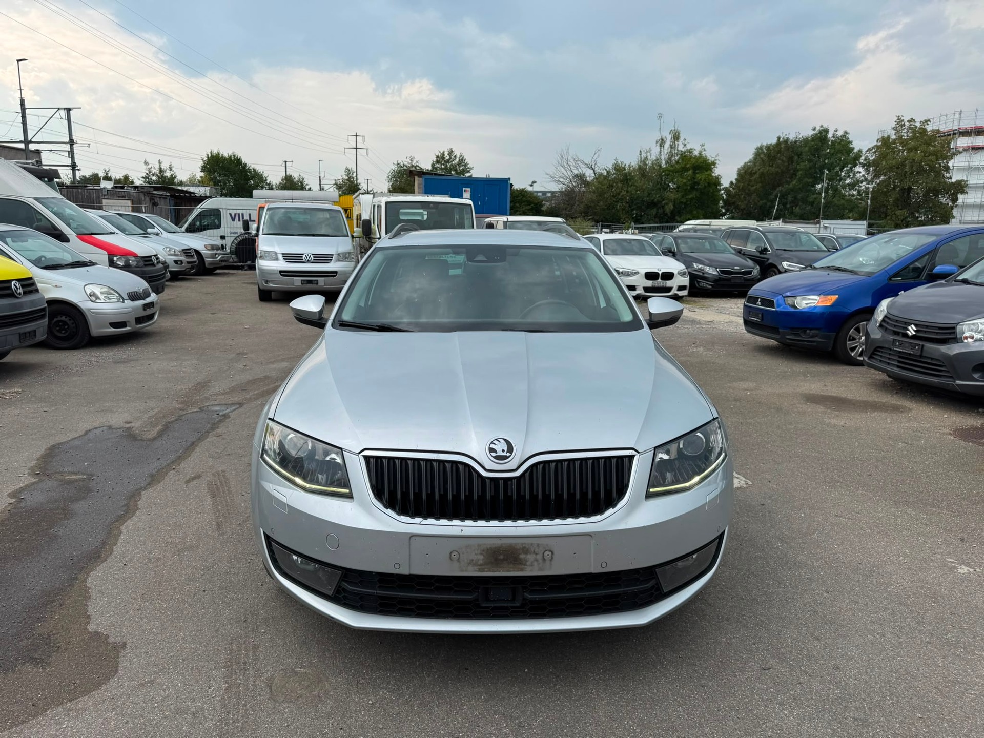 SKODA Octavia Combi 2.0 TDI Ambition 4x4-image-0