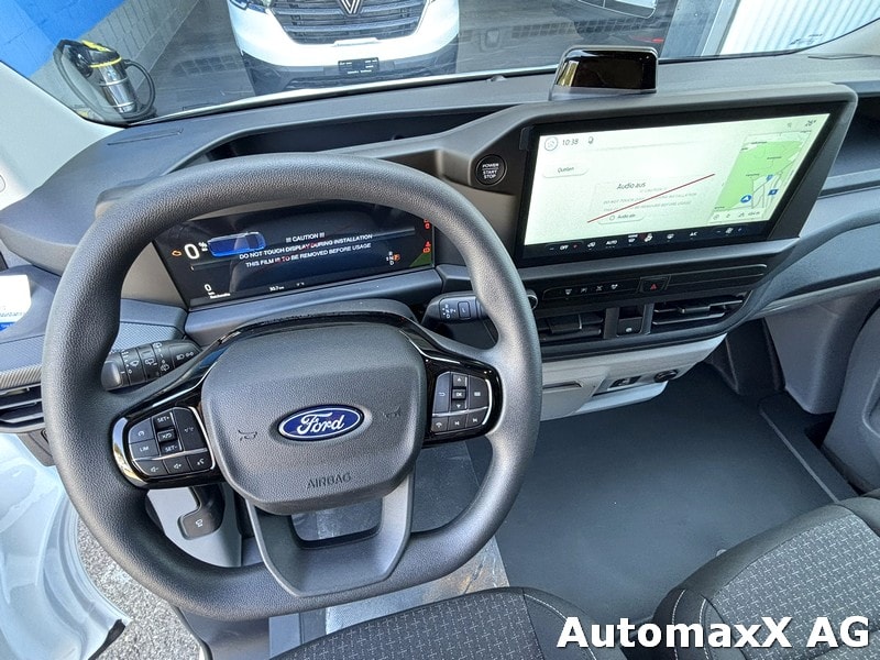 FORD Transit Custom Van 320 L2 2.5 Duratec 233 Trend PHEV-image-12