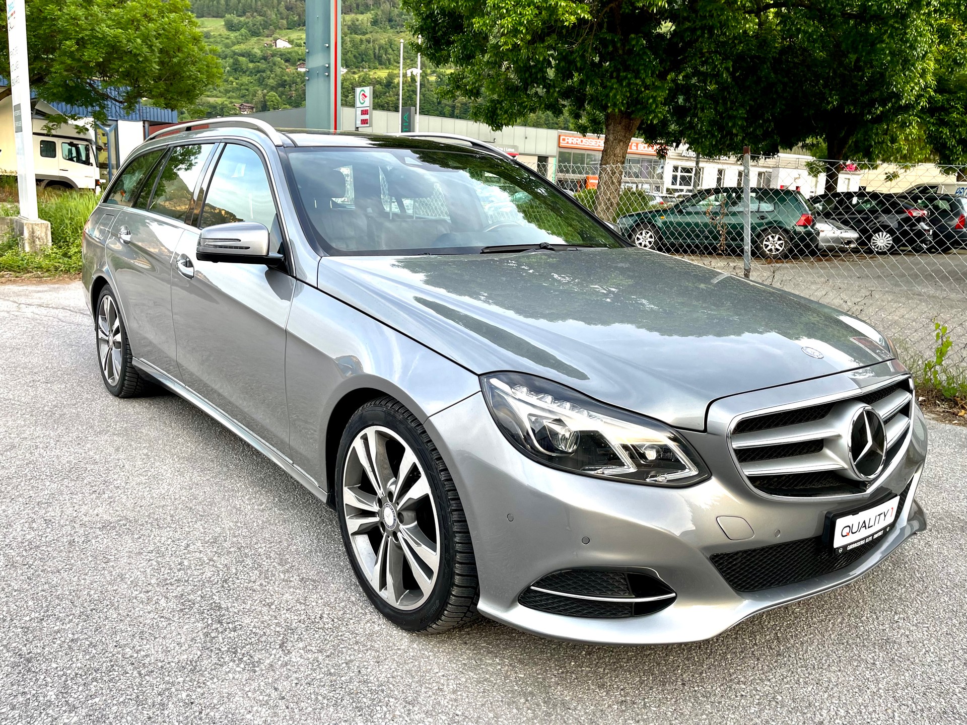 MERCEDES-BENZ E 350 BlueTEC Avantgarde 4Matic 7G-Tronic