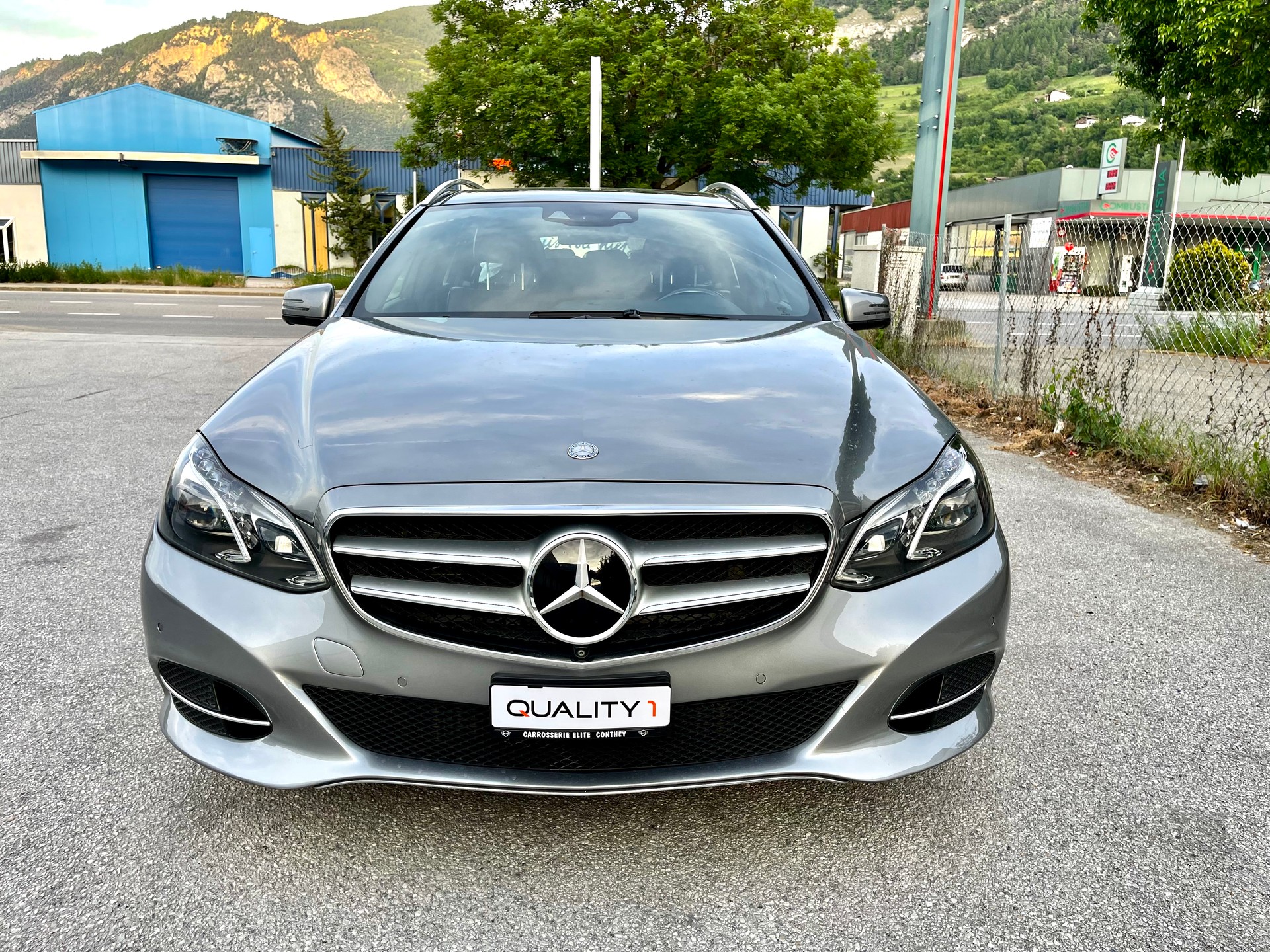 MERCEDES-BENZ E 350 BlueTEC Avantgarde 4Matic 7G-Tronic-image-24