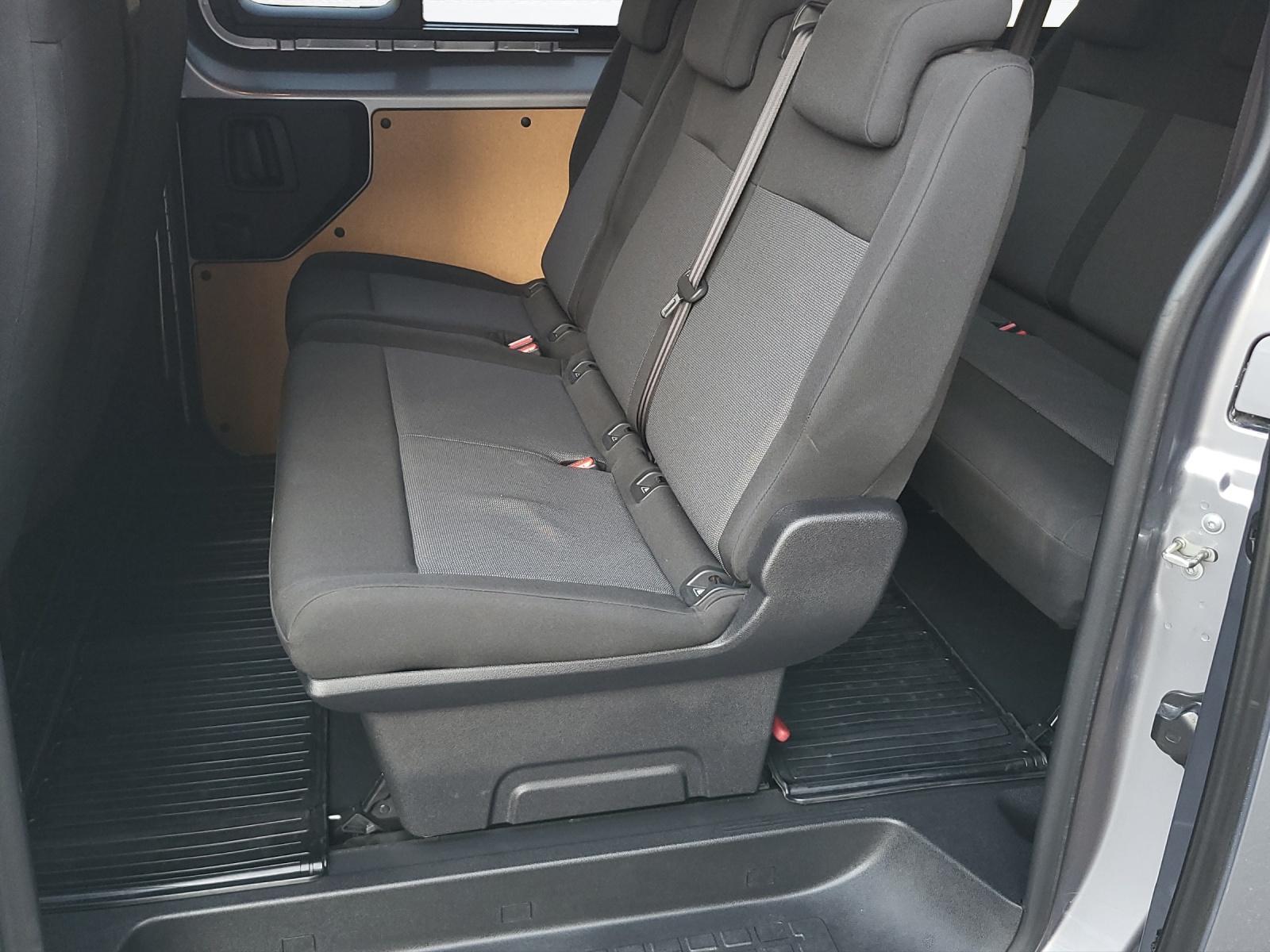 TOYOTA PROACE Verso L2 2.0 D Comfort 4x4-image-14