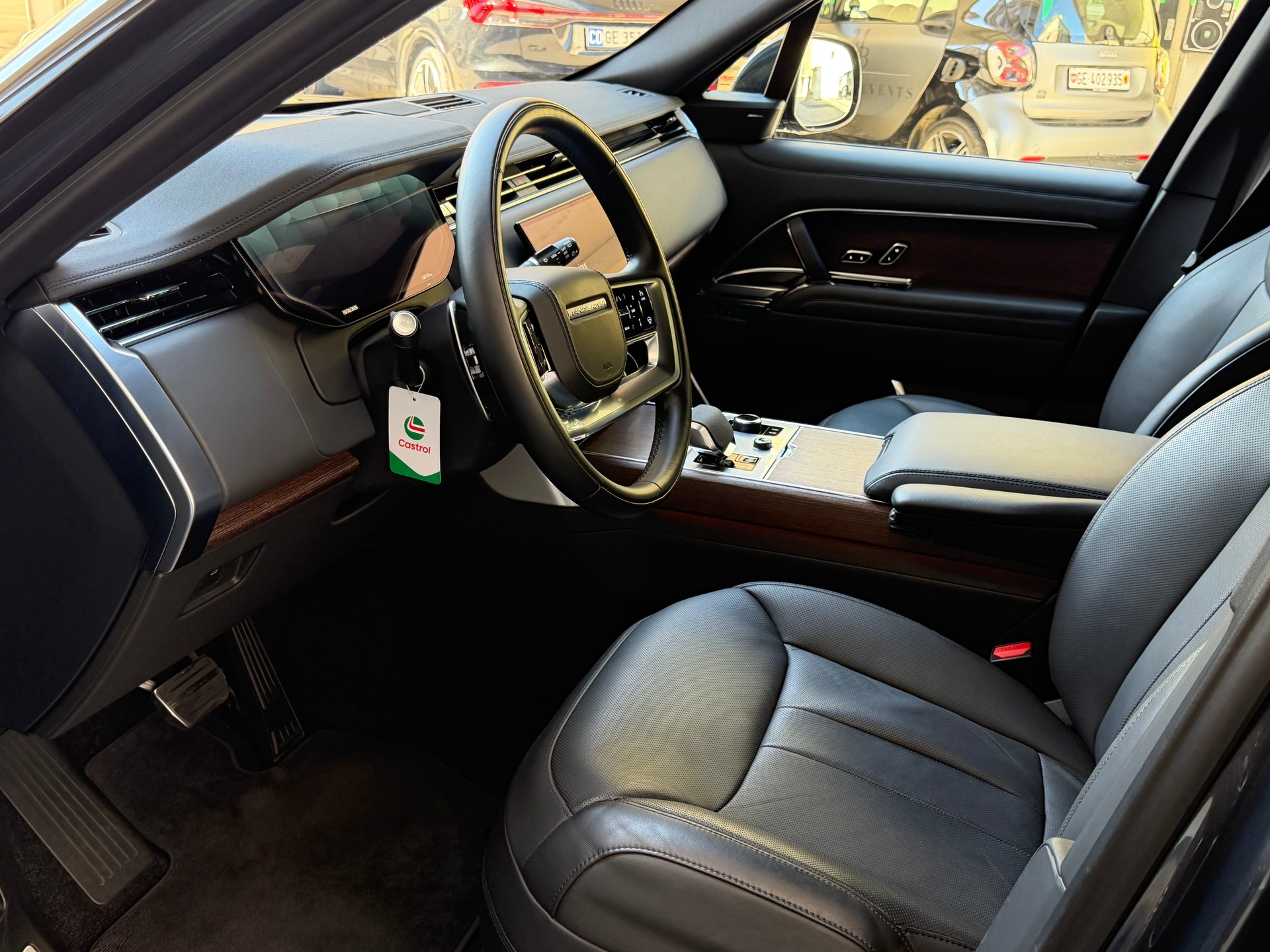 LAND ROVER Range Rover D300 3.0D I6 MHEV SE Automatic-image-4