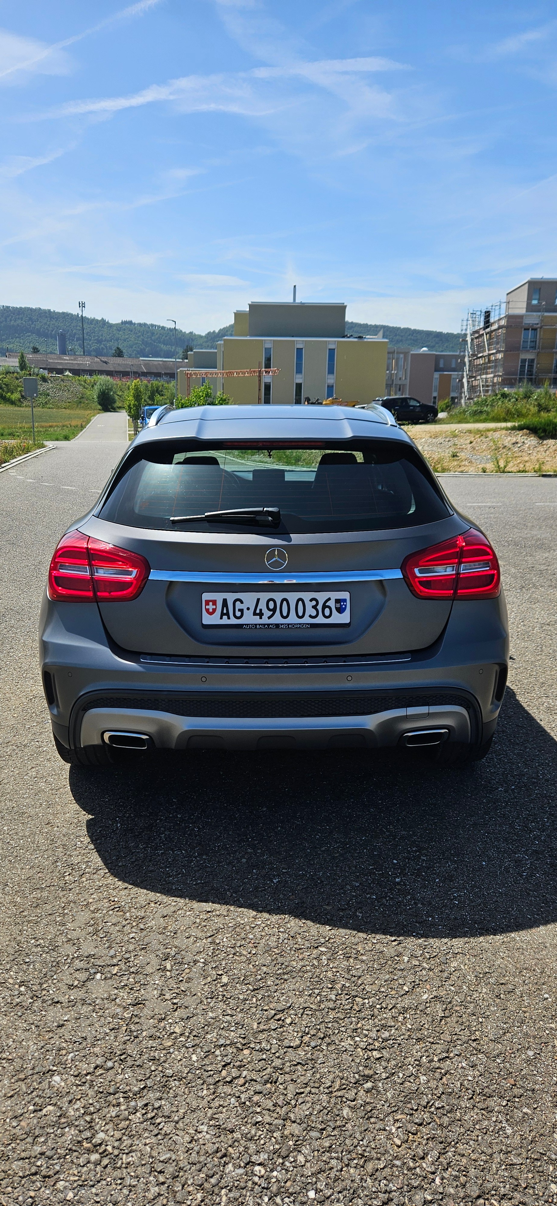 MERCEDES-BENZ GLA 200 d Swiss Star 4m-image-2