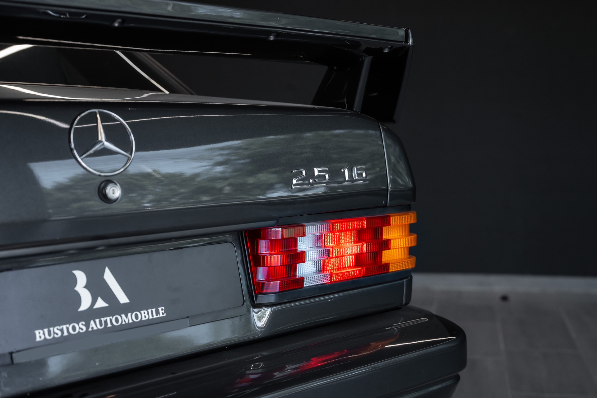 MERCEDES-BENZ EVO 2 / Sammlerfahrzeug / 1.Hand / Perfekte History / CH Fahrzeug-image-9