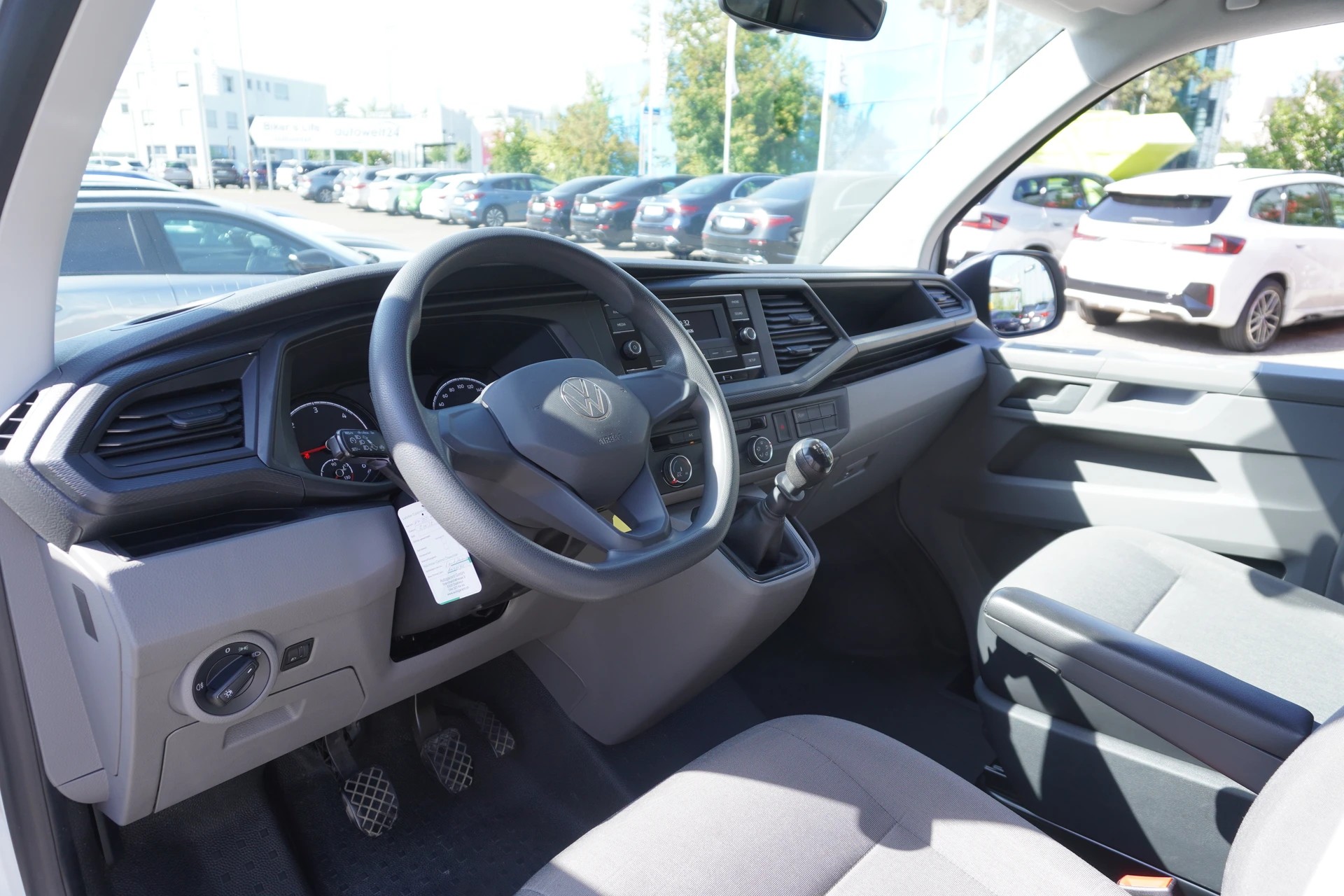 VW T6.1 2.0 TDI EINBAU-SCHRÄNKE!!!-image-19