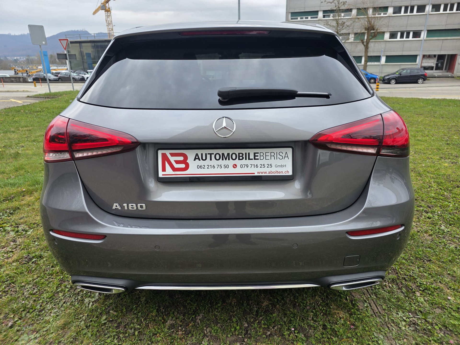 MERCEDES-BENZ A 180 Progressive 7G-DCT-image-6