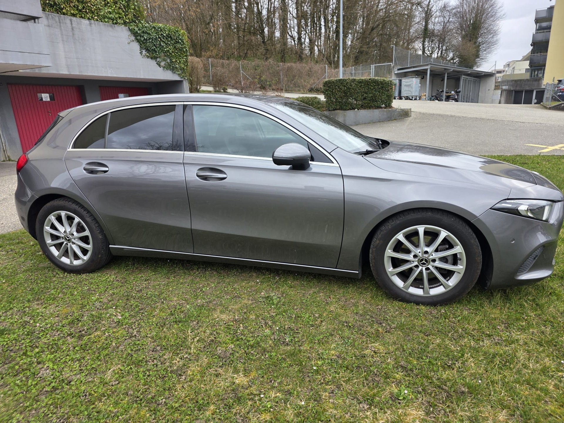 MERCEDES-BENZ A 180 Progressive 7G-DCT-image-9
