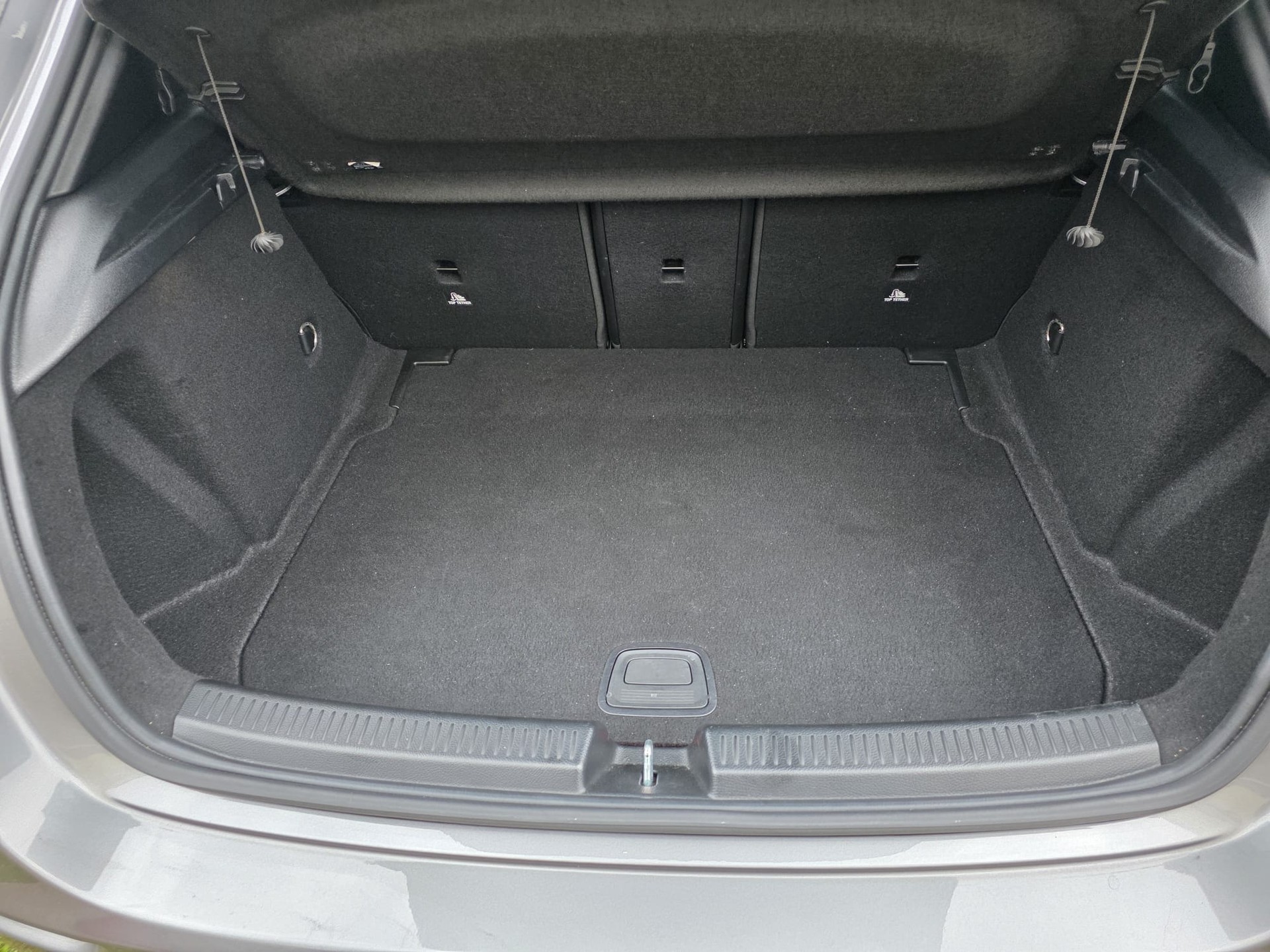 MERCEDES-BENZ A 180 Progressive 7G-DCT-image-14