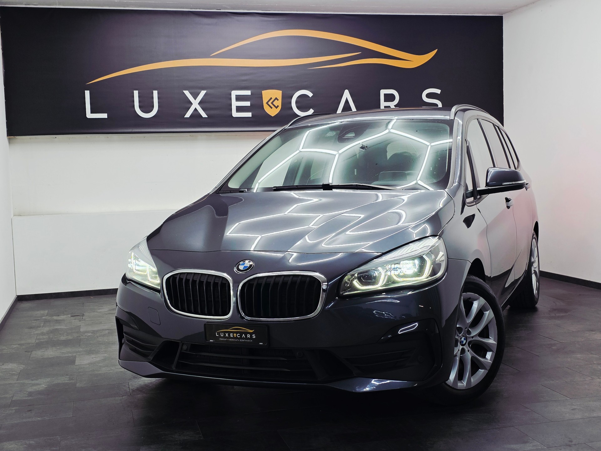 BMW 218d xDrive Gran Tourer Steptronic Fleet Edition*FRISCH MFK*8 FACH RÄDER*PANORAMA*LED*KAMERA*-image-2