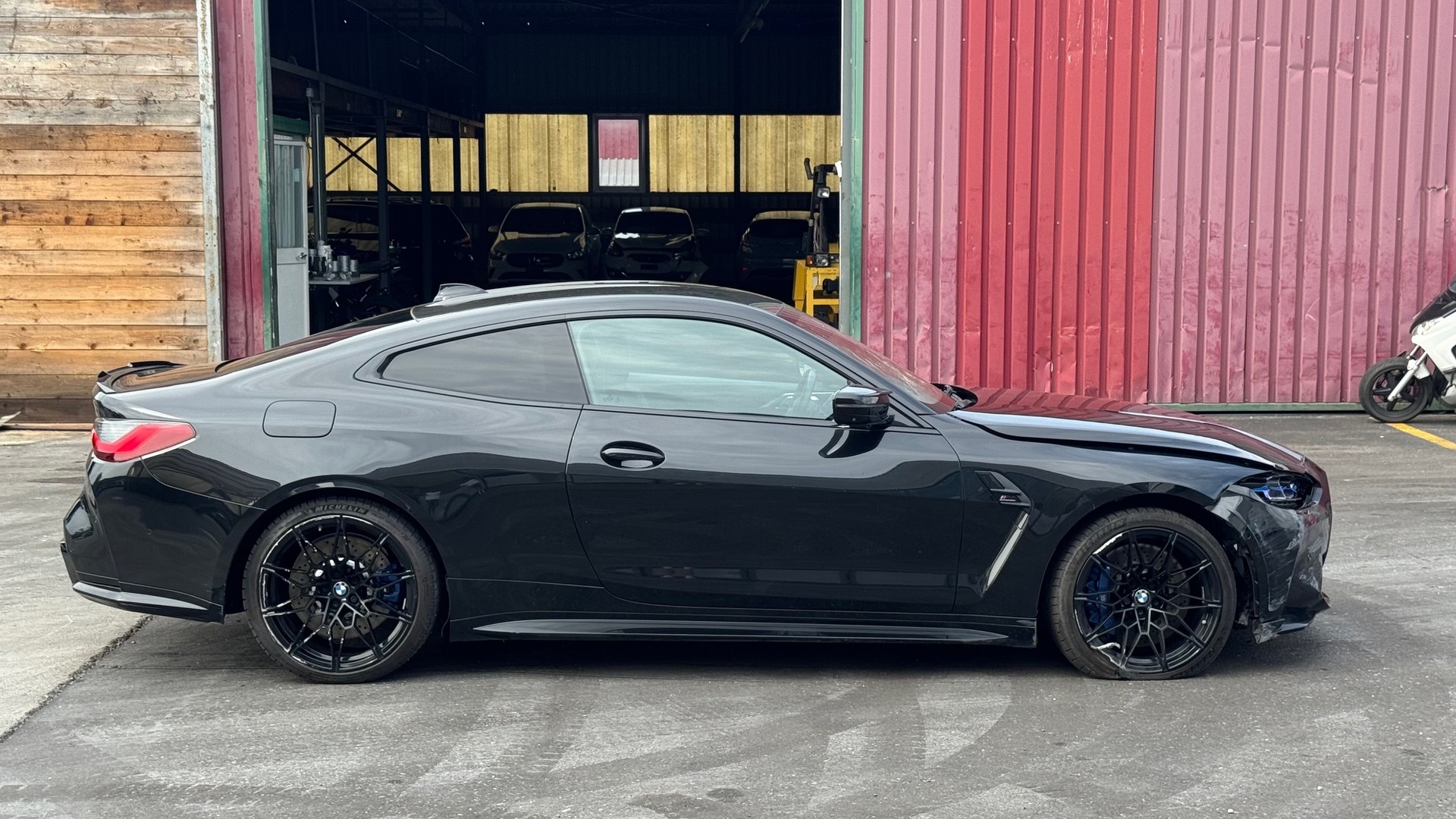BMW M4 Coupé Competition-image-3