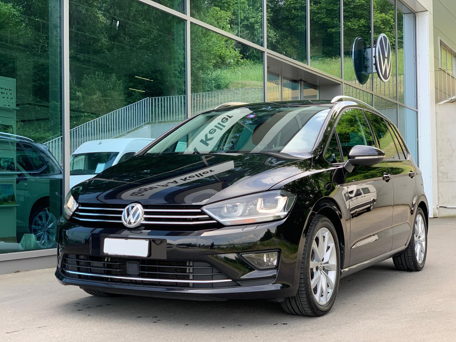 VW Golf Sportsvan 1.4 TSI Sound DSG-image-1